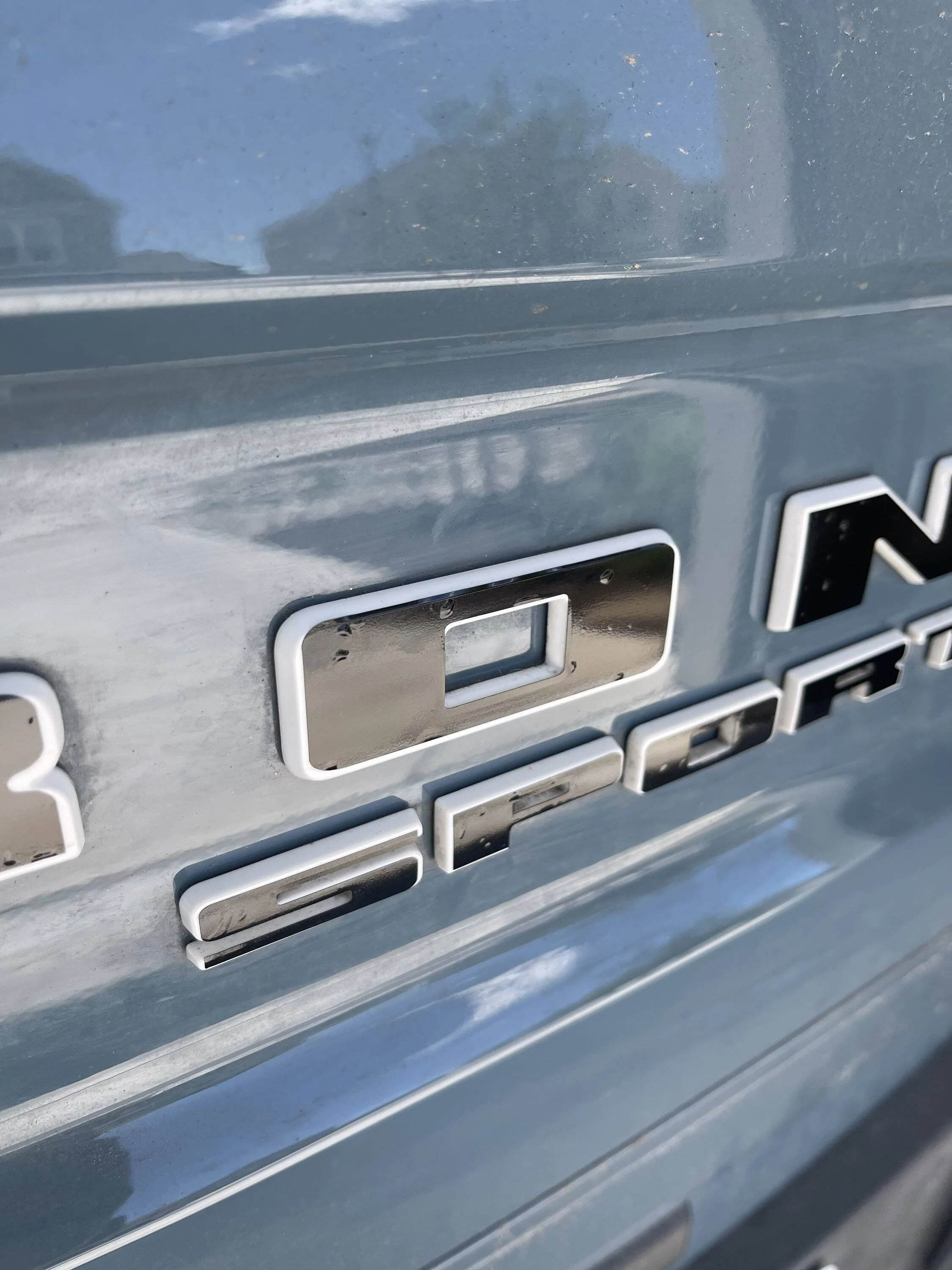 Ford Bronco Sport Letter overlay bubbles - how to fix? 82ED8192-59C3-4402-9EA2-09C7DC316807