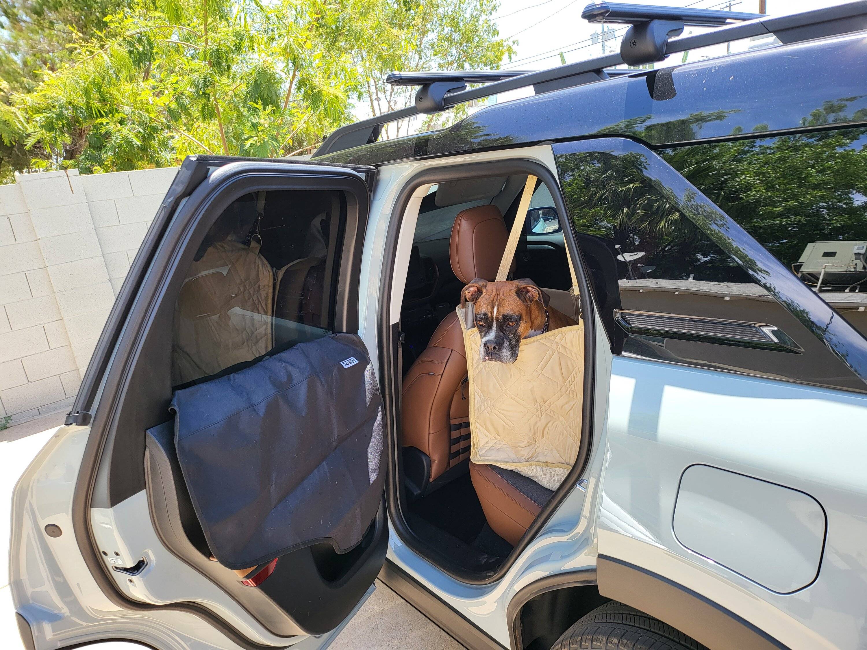 Ford Bronco Sport Anyone bought the Pet Kennel yet? 20220428_113250