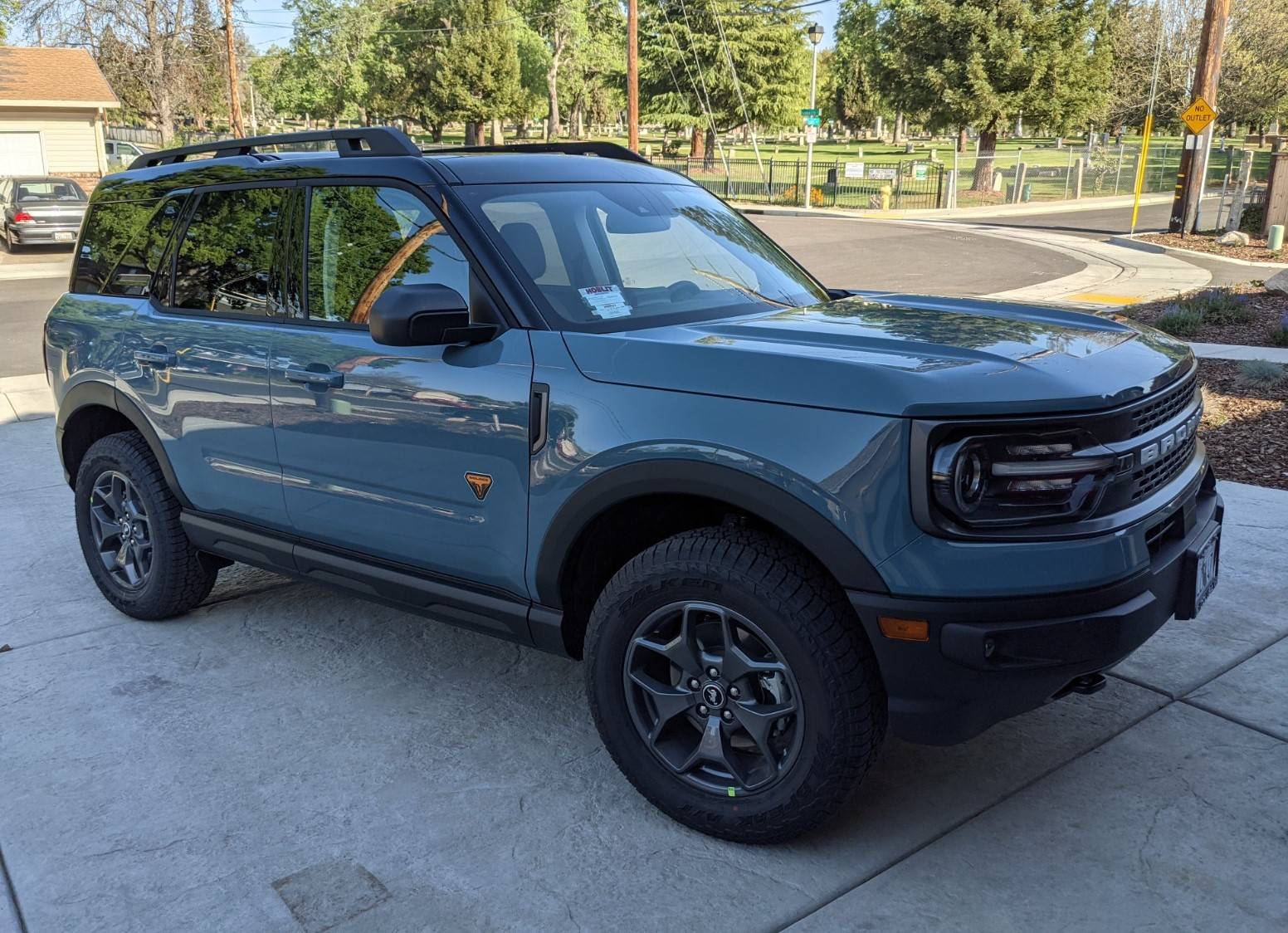 Ford Bronco Sport 2021 Badlands with Ford Co-Pilot Assist+, Trailer Tow Package and Cargo Management System PXL_20210410_002434895