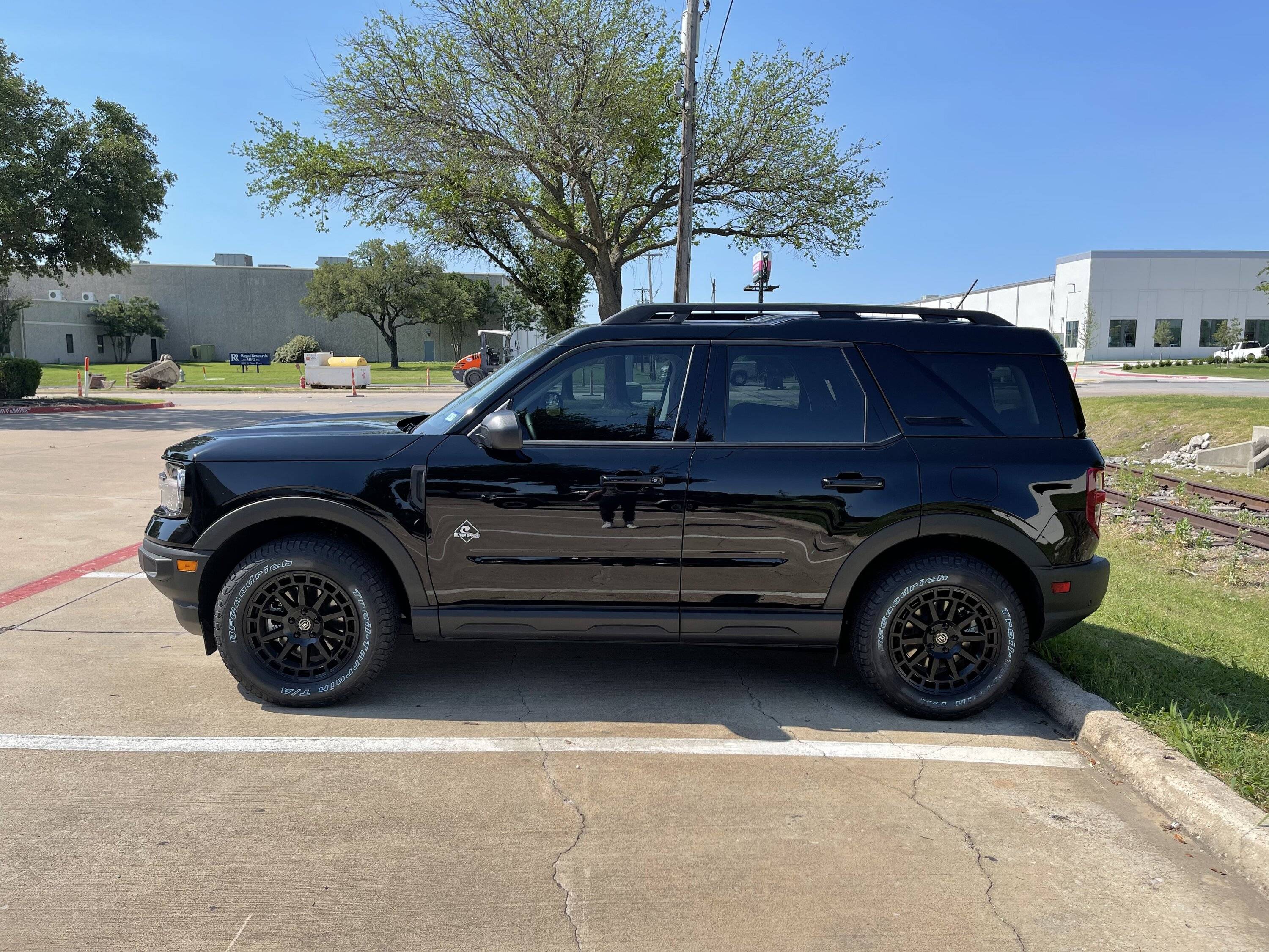 Ford Bronco Sport [SOLD]Outer Banks wheels & tires for sale 3BDBF0B9-F33B-4999-9262-8FE278EEDFCE