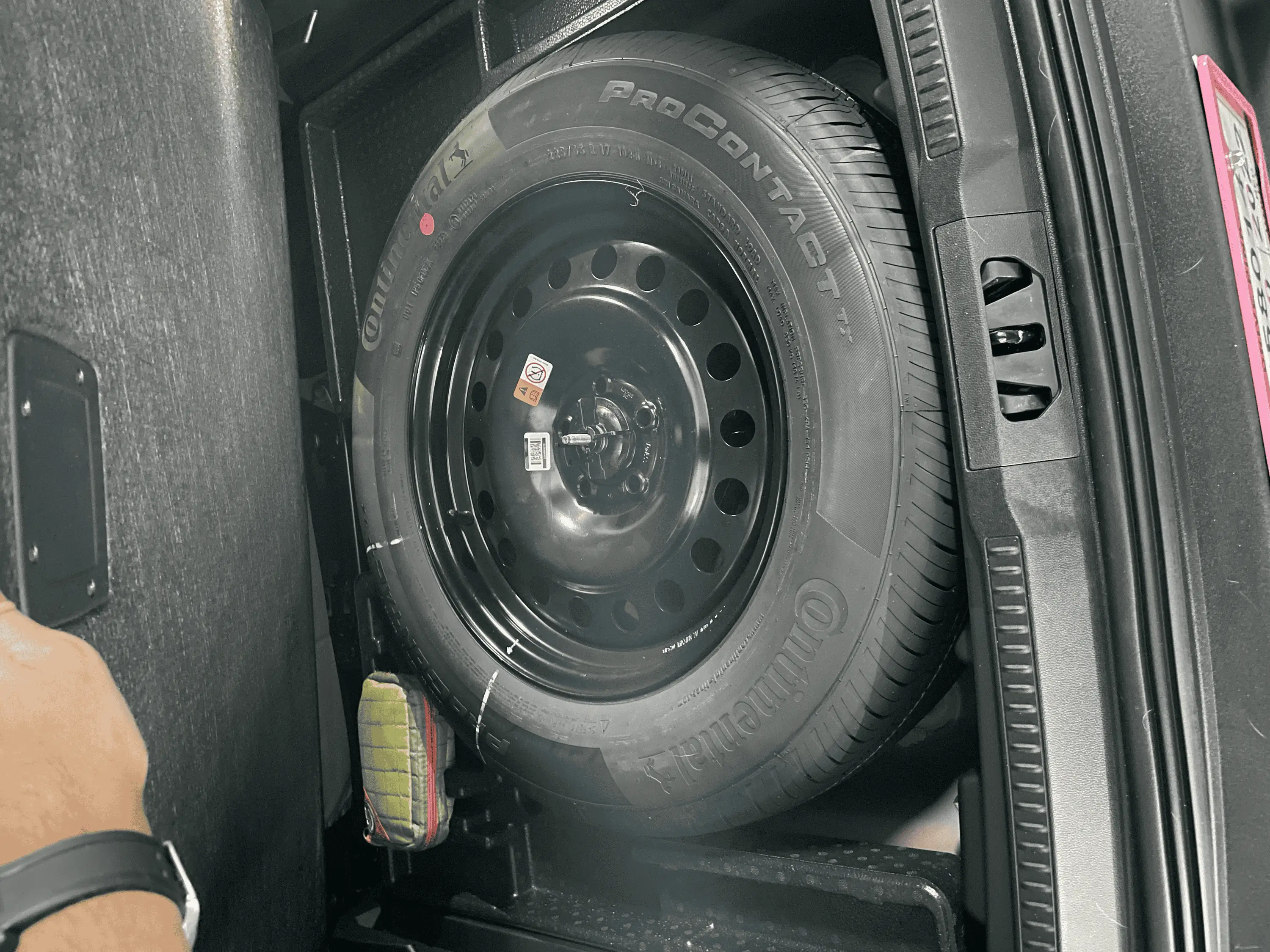 Ford Bronco Sport 2022 Big Bend Stock Tires Continental Pro Contact TX 225/65R17 Set of 4 tempImage0QRbN6