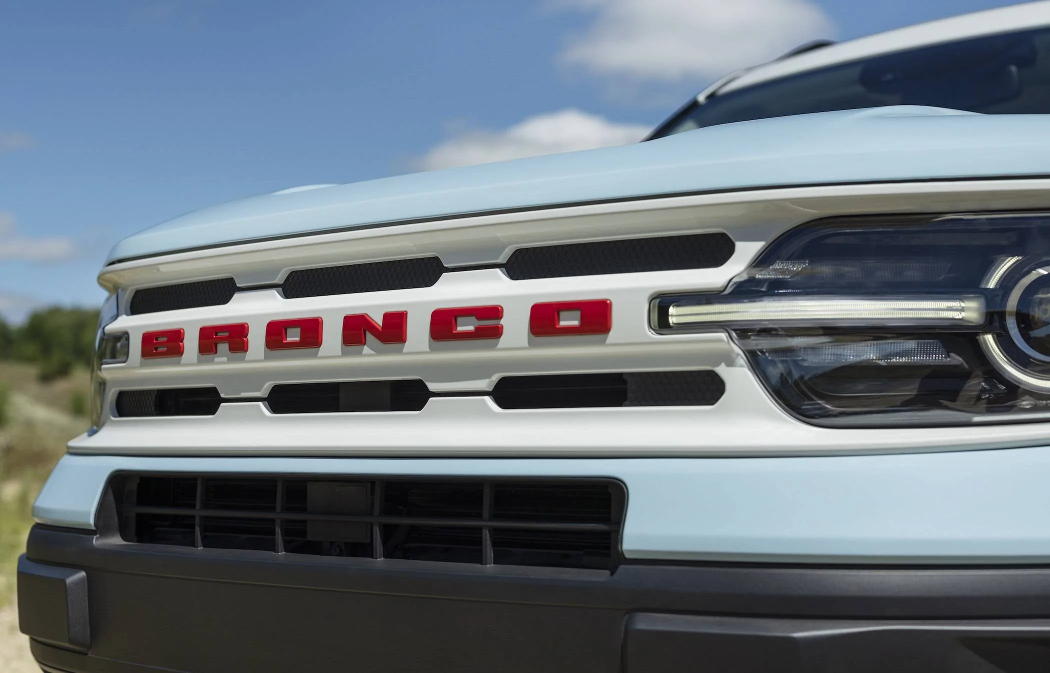 Ford Bronco Sport 2023 Bronco Sport Heritage Edition Revealed! 1,966 Heritage Limited Edition Units. Robin's Egg Blue & Yellowstone Metallic First Looks onco-sport-heritage-edition_robins-egg-blue_03-jpg