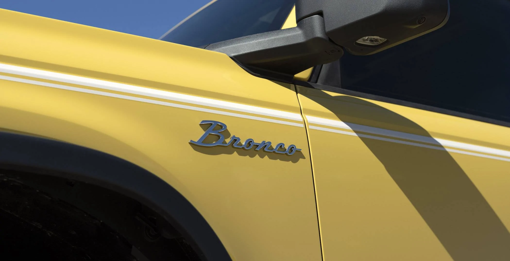 Ford Bronco Sport 2023 Bronco Sport Heritage Edition Revealed! 1,966 Heritage Limited Edition Units. Robin's Egg Blue & Yellowstone Metallic First Looks ritage-limited-edition_yellowstone_metallic_06-jpg