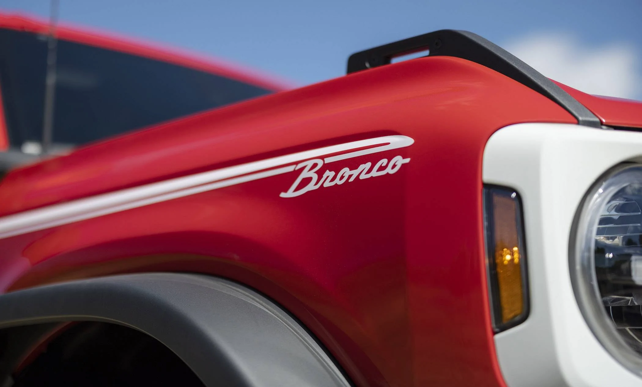 Ford Bronco Sport 2023 Bronco Sport Heritage Edition Revealed! 1,966 Heritage Limited Edition Units. Robin's Egg Blue & Yellowstone Metallic First Looks 2023-bronco-heritage-edition_race-red_06-jpg