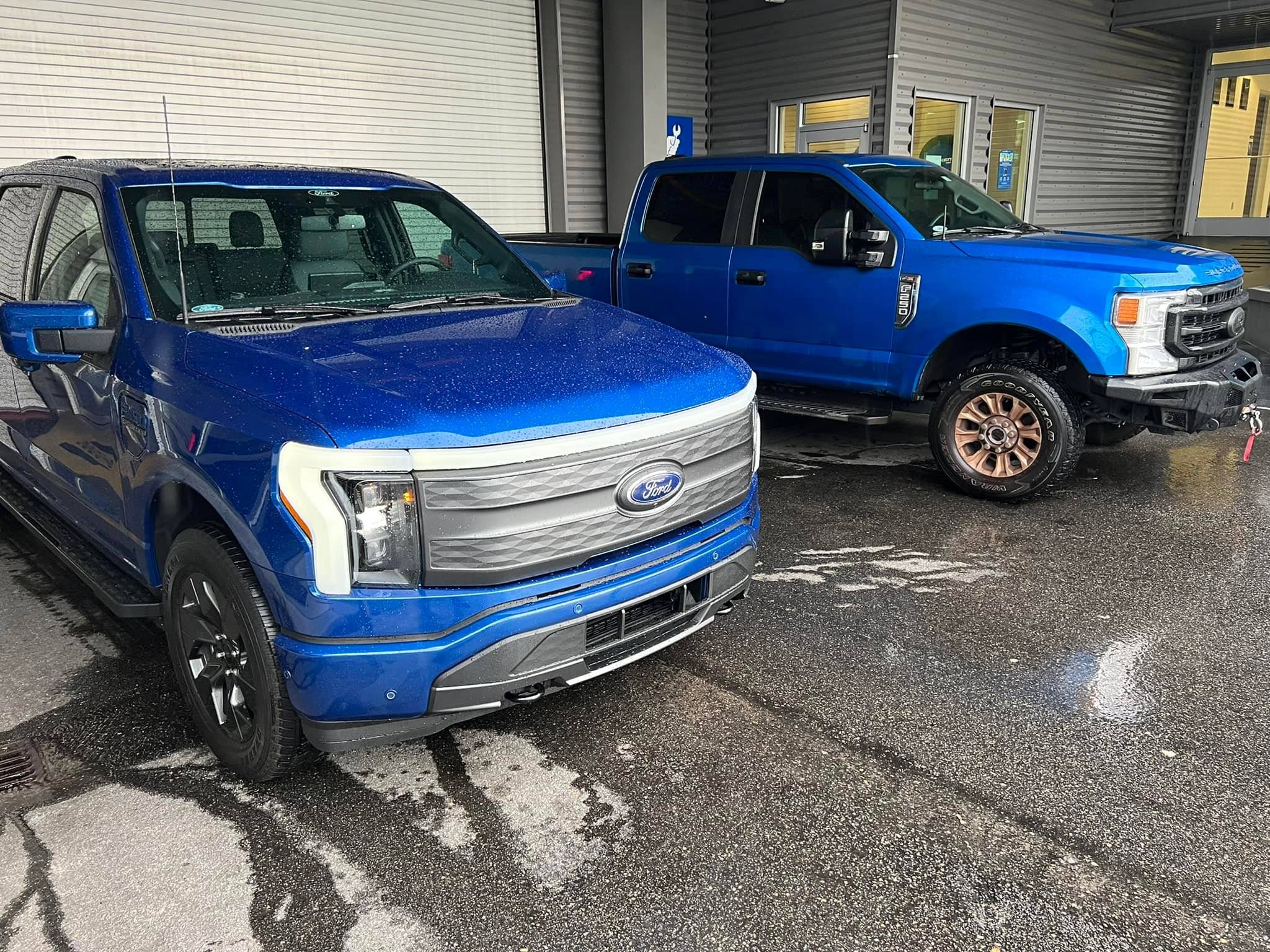 Ford Bronco Sport Photo Dump - Atlas Blue vs. Velocity Blue Atlas Blue Lightning vs Velocity Blue For Reference1