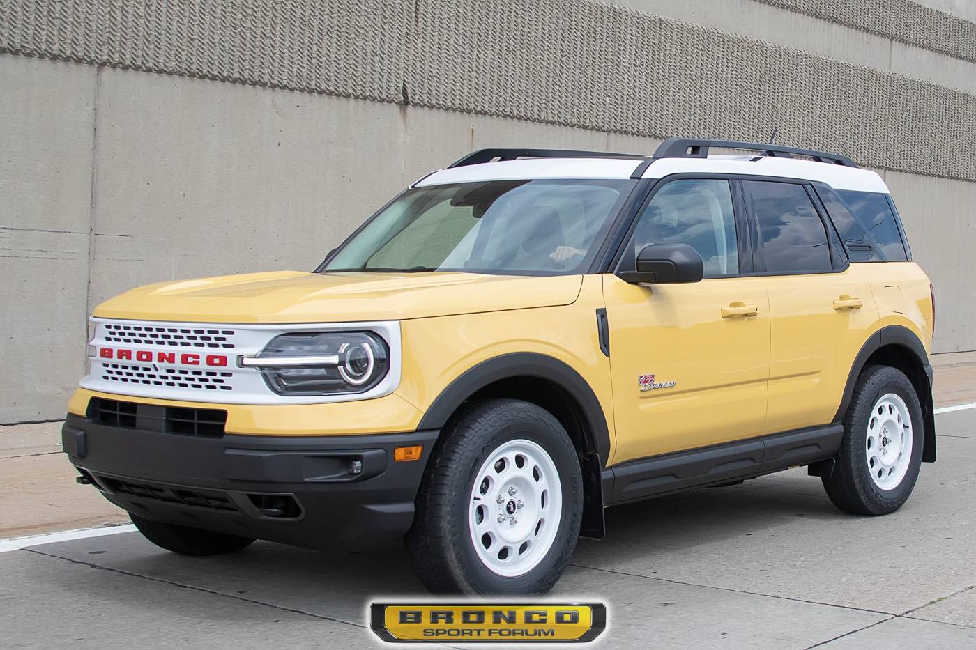 Ford Bronco Sport Spied: Bronco Sport Heritage Edition In Yellowstone Metallic bronco-sport-heritage-edition-yellowstone-metallic-7