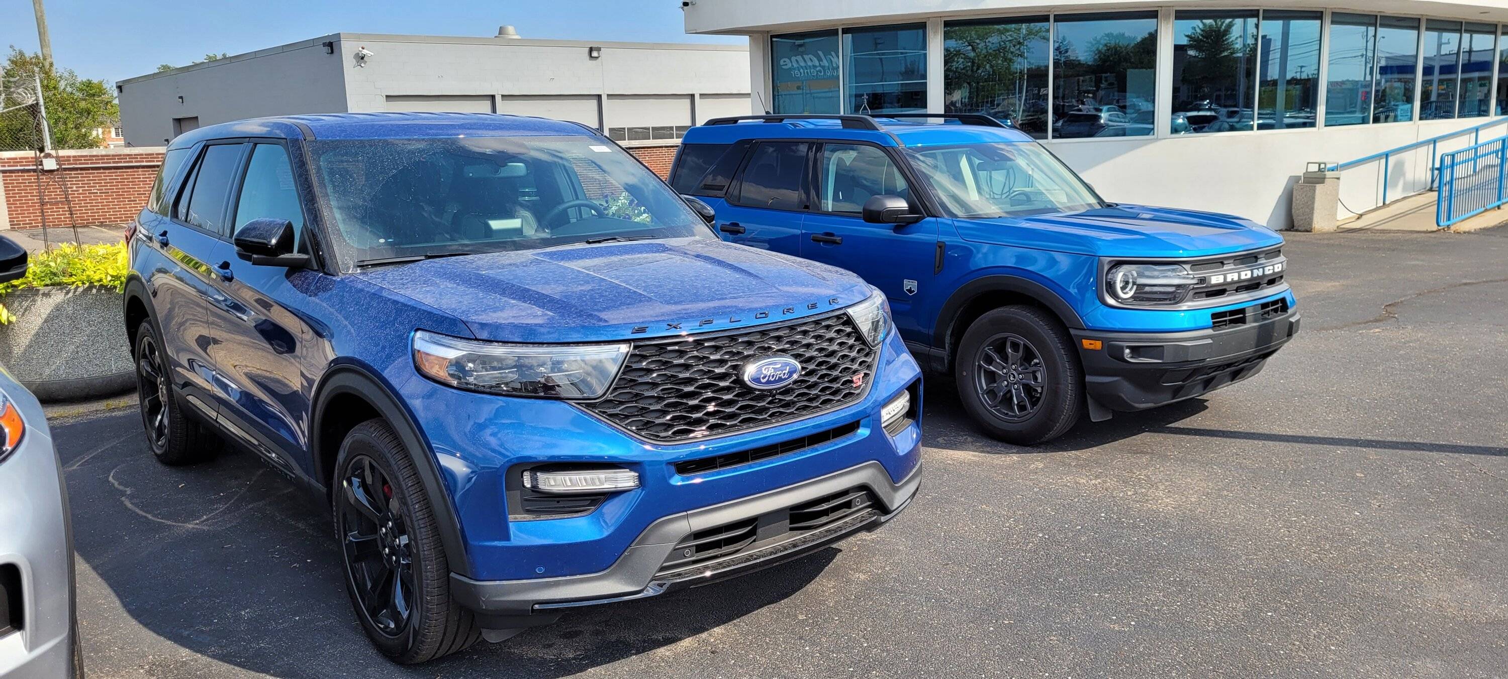 Ford Bronco Sport Photo Dump - Atlas Blue vs. Velocity Blue 20220828_162014
