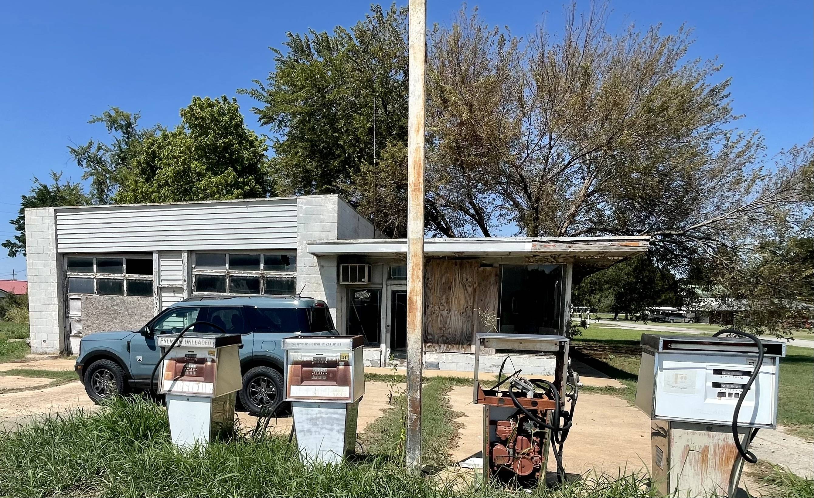 Ford Bronco Sport Getting gas old stations A03314AE-53A8-4957-9C38-70063DD8AC0A