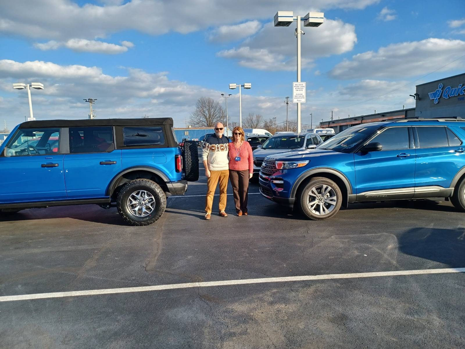 Ford Bronco Sport Photo Dump - Atlas Blue vs. Velocity Blue 4CFB1166-4E3E-40AC-9CE8-3273B3E779F2