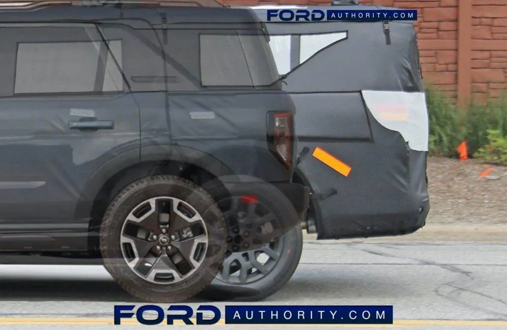 Ford Bronco Sport Bronco Sport Overlay Comparison to the Ford Maverick Pickup 2021-Ford-Bronco-Sport-overlayed-with-2023-Ford-Maverick-prototype-004-rear-ends-1024x667