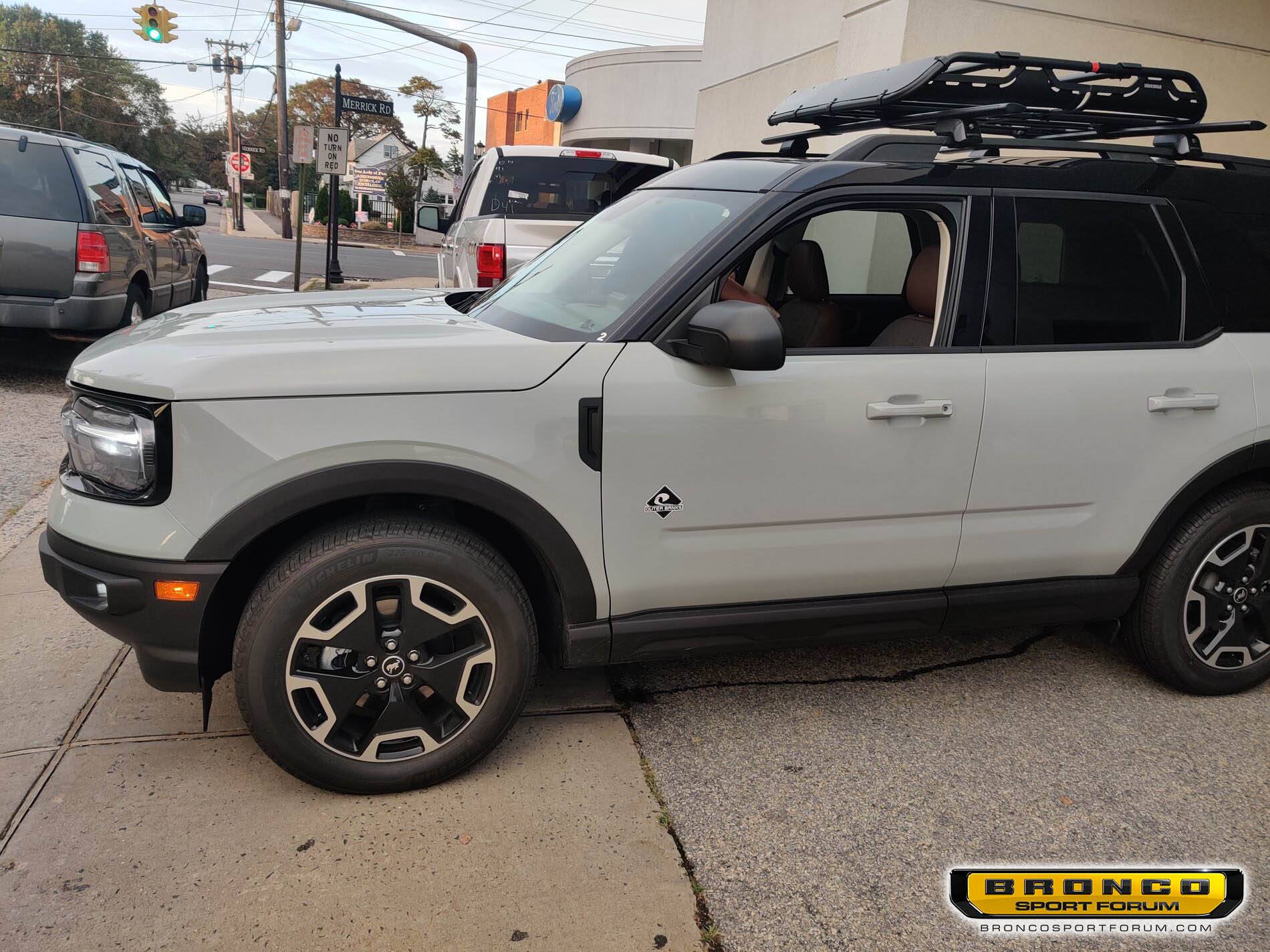 Ford Bronco Sport Cactus Gray Bronco Sport Outer Banks Pics - Exterior and Interior Bronco Sport Outer Banks Cactus Gray Inside Out 2