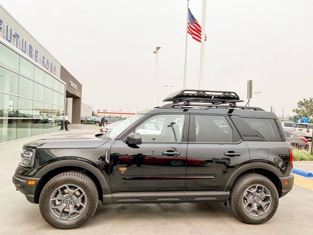 Ford Bronco Sport Official SHADOW BLACK Bronco Sport Thread Shadow Black Bronco Sport Badlands 118882157_113140920405475_3942468787359104508_n