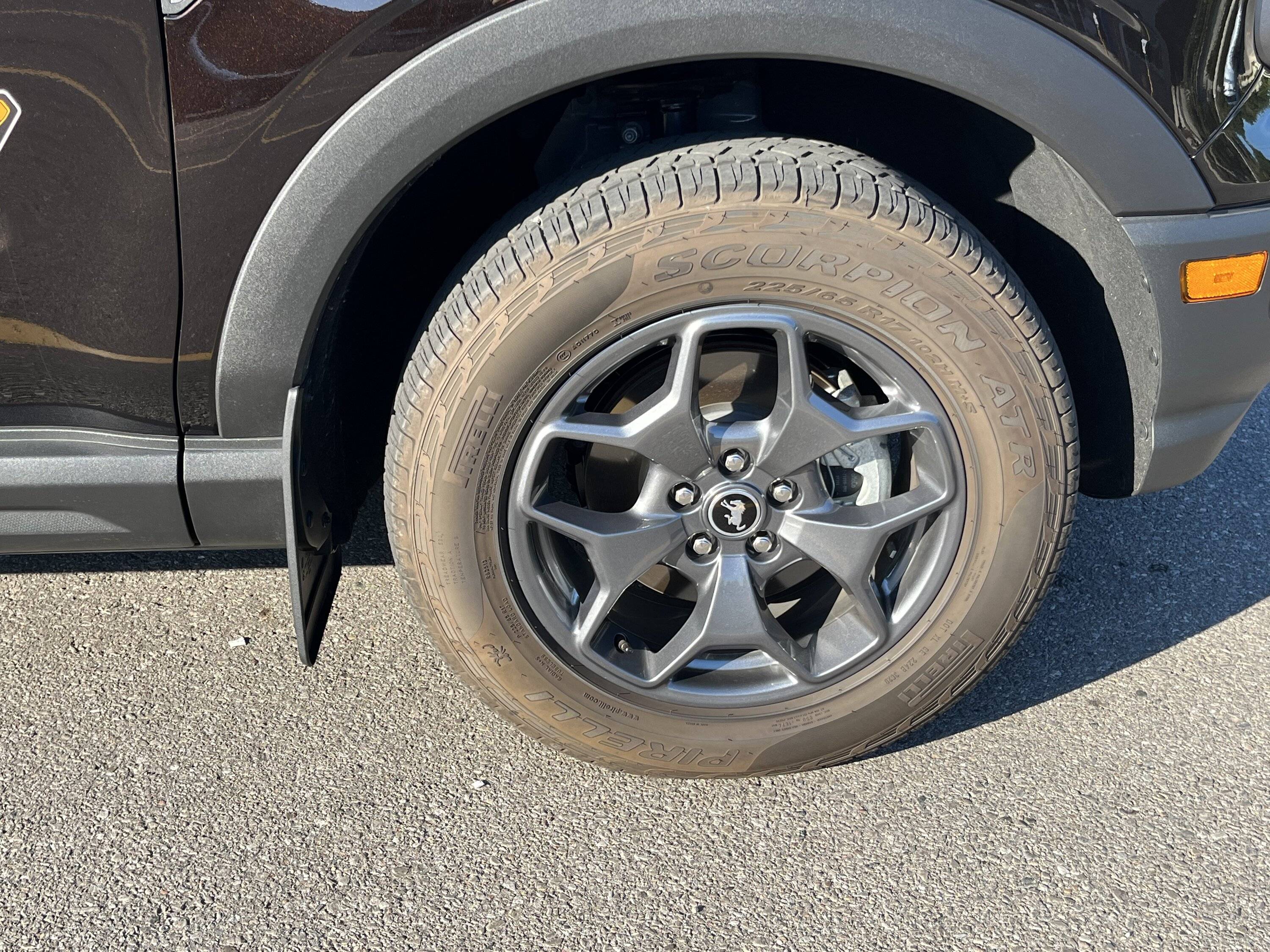 Ford Bronco Sport Brown Tires 45654523-D04D-4E26-92E1-845EA357CE49