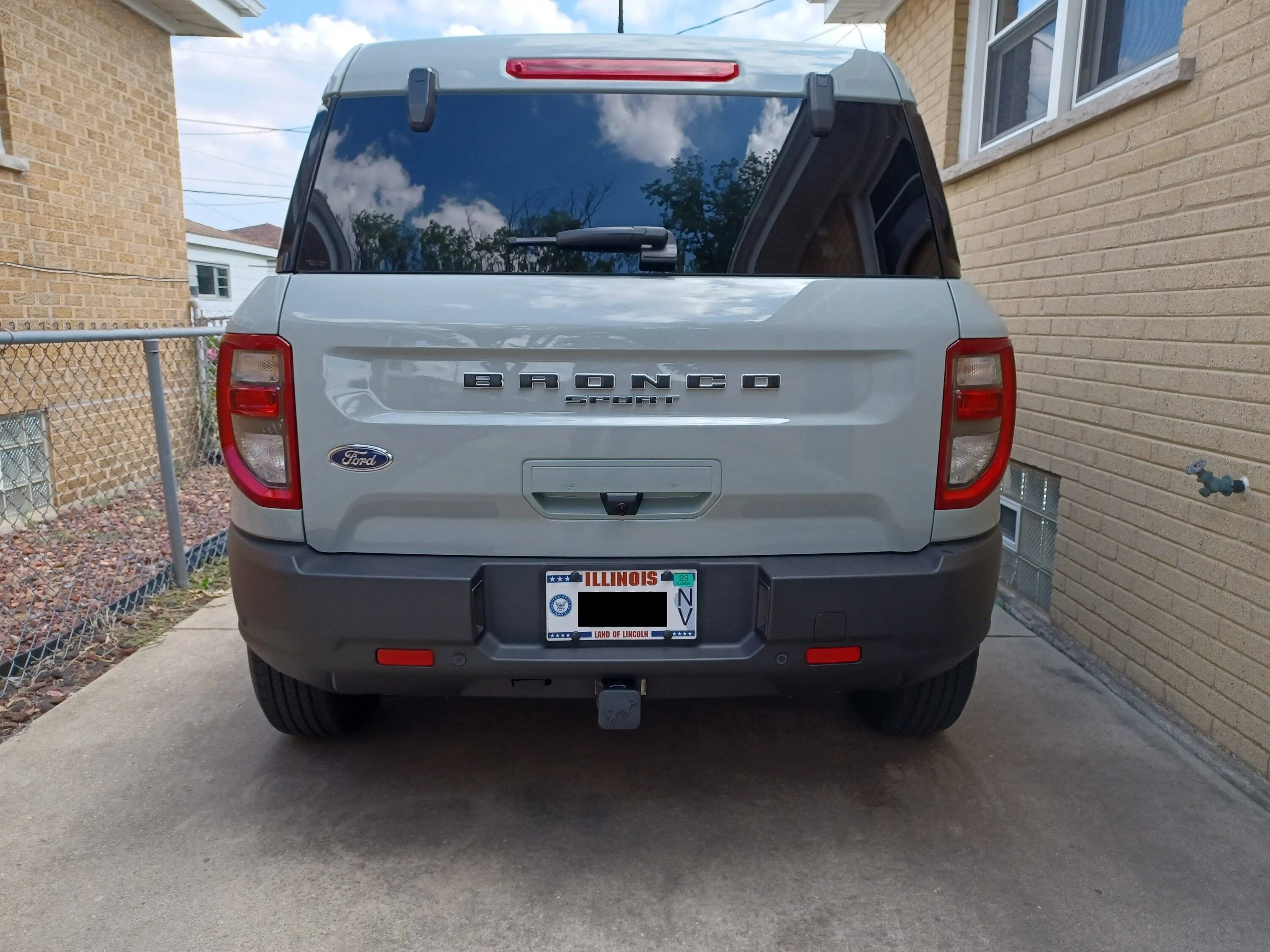 Ford Bronco Sport Installing new lettering on the tailgate of Bronco Sport - factory lettering? 20220910_124428