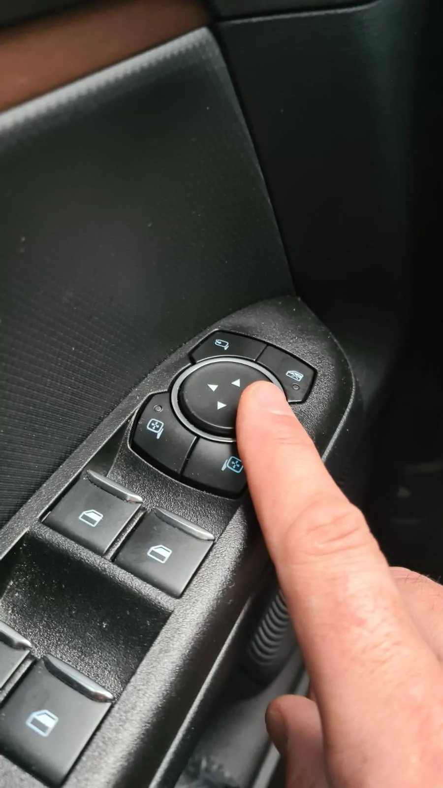 Ford Bronco Sport Any way to program Auto Fold Mirrors when locking vehicle? WhatsApp Image 2022-10-15 at 10.53.29