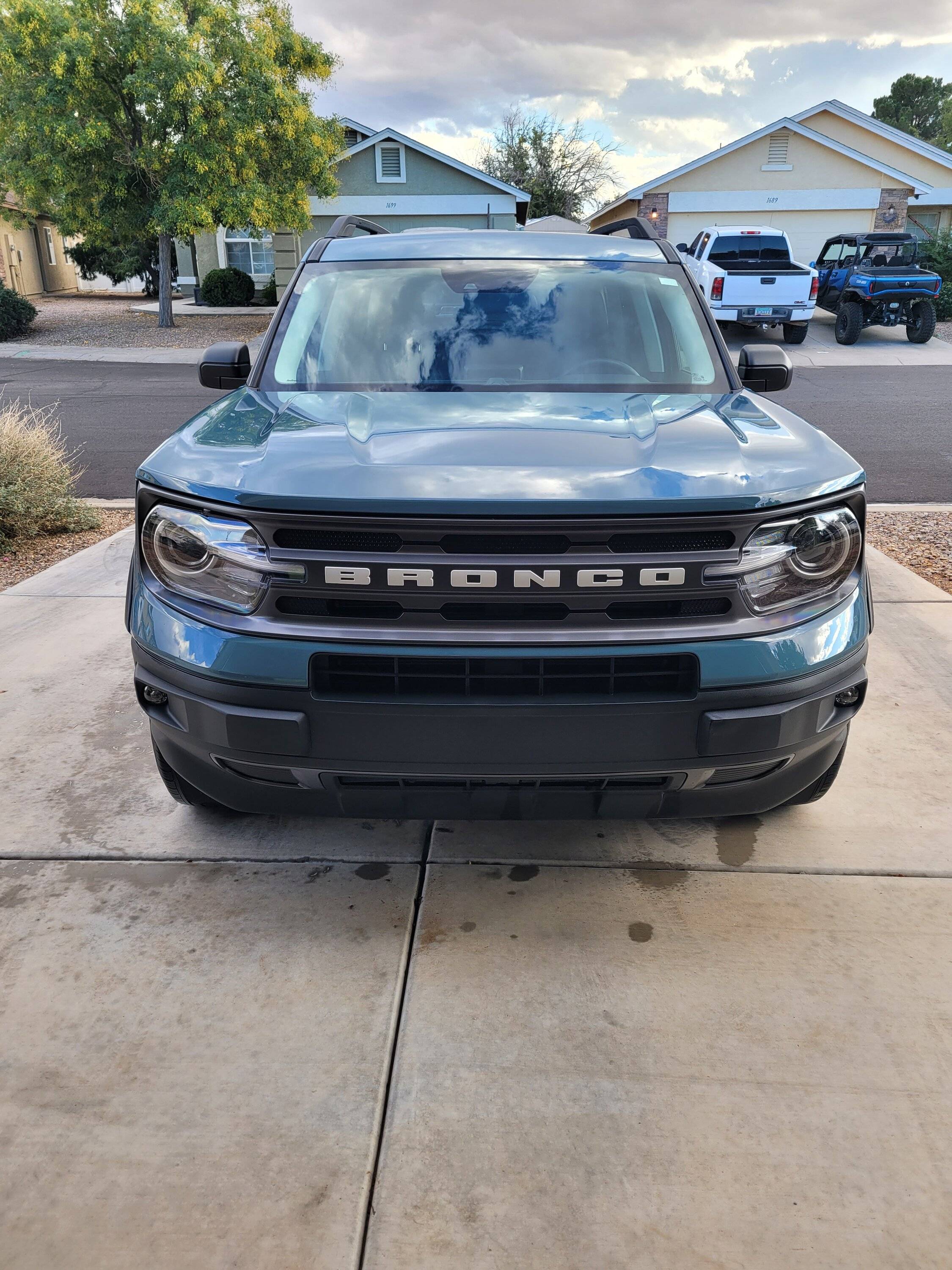 Ford Bronco Sport Stuck "Awaiting Shipment" Waiting Room 20221022_155048