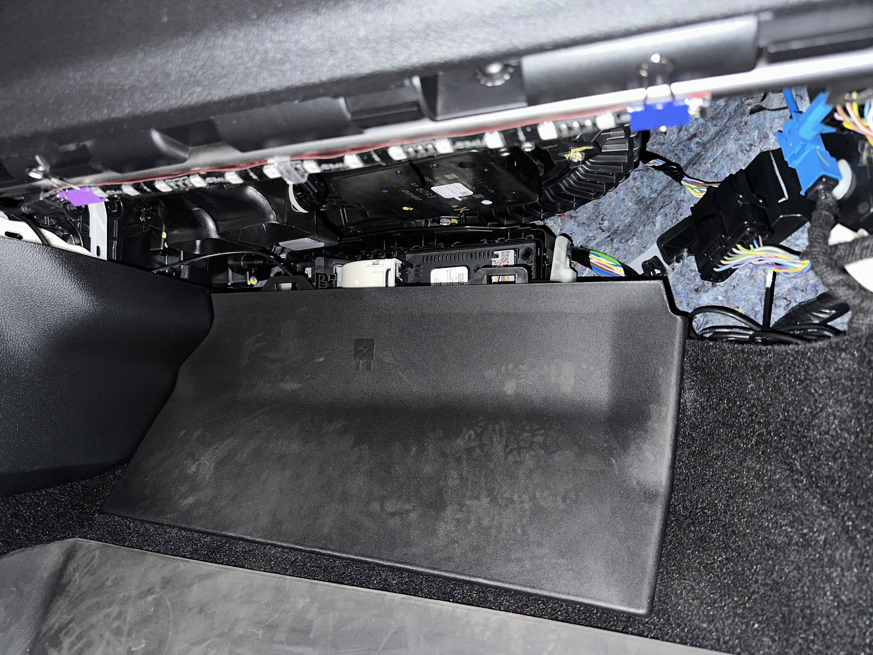 Ford Bronco Sport Added interior ambient lighting EB5CF039-DA60-459A-9372-AD95FC53D24F