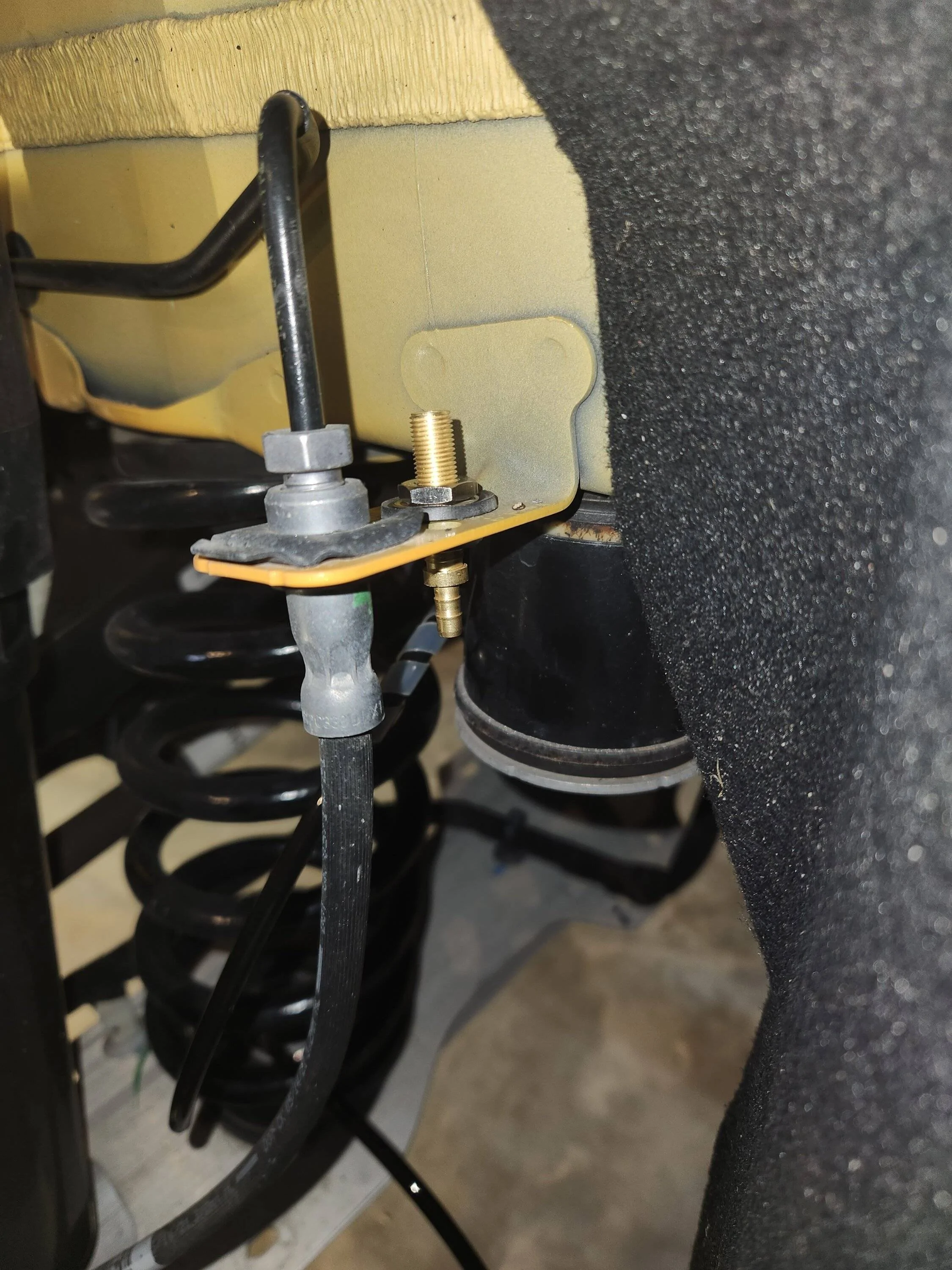 Ford Bronco Sport Installed Air Lift helper springs on Bronco Sport Badlands 20221031_140919