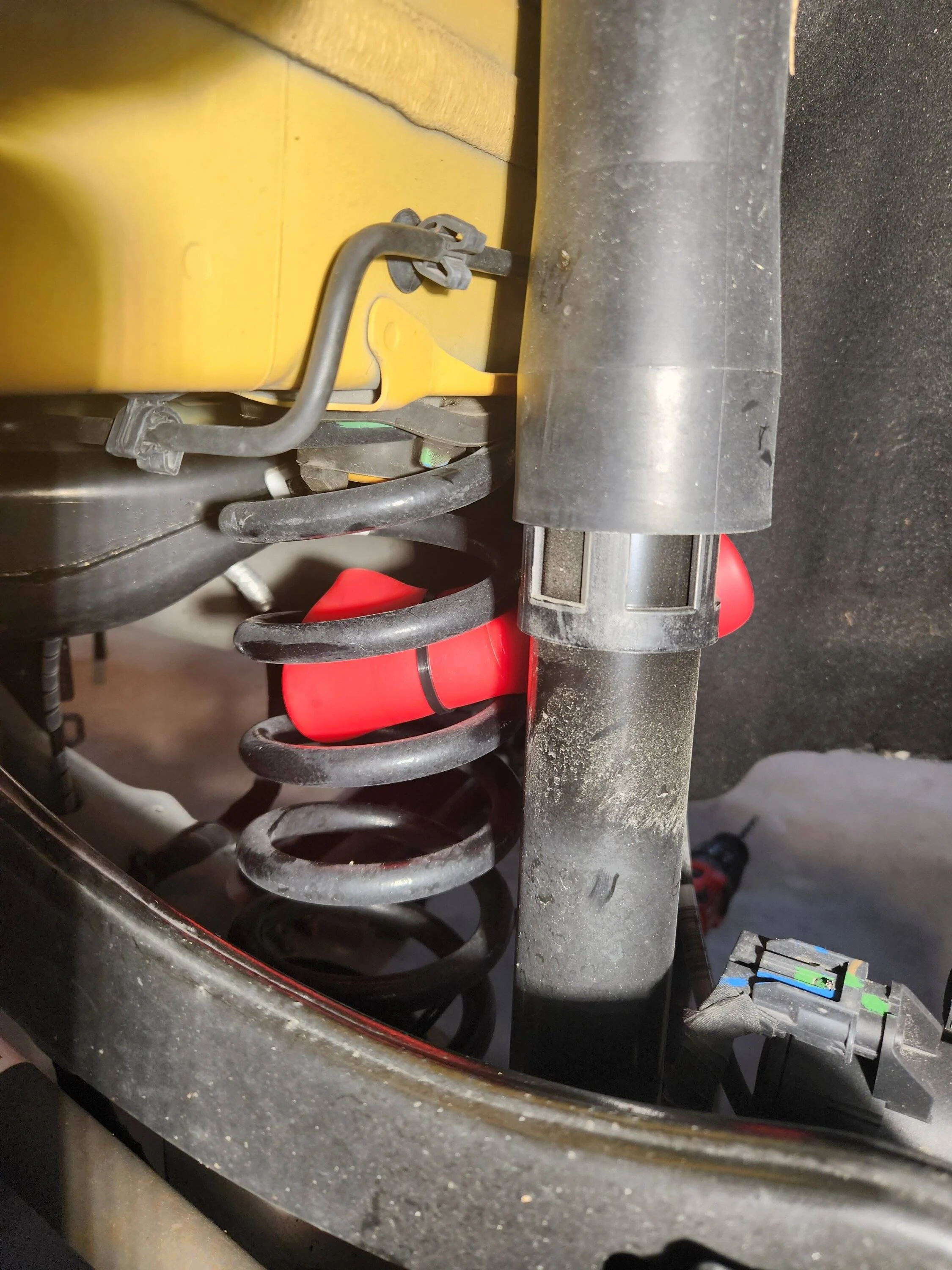 Ford Bronco Sport Installed Air Lift helper springs on Bronco Sport Badlands 20221031_141850