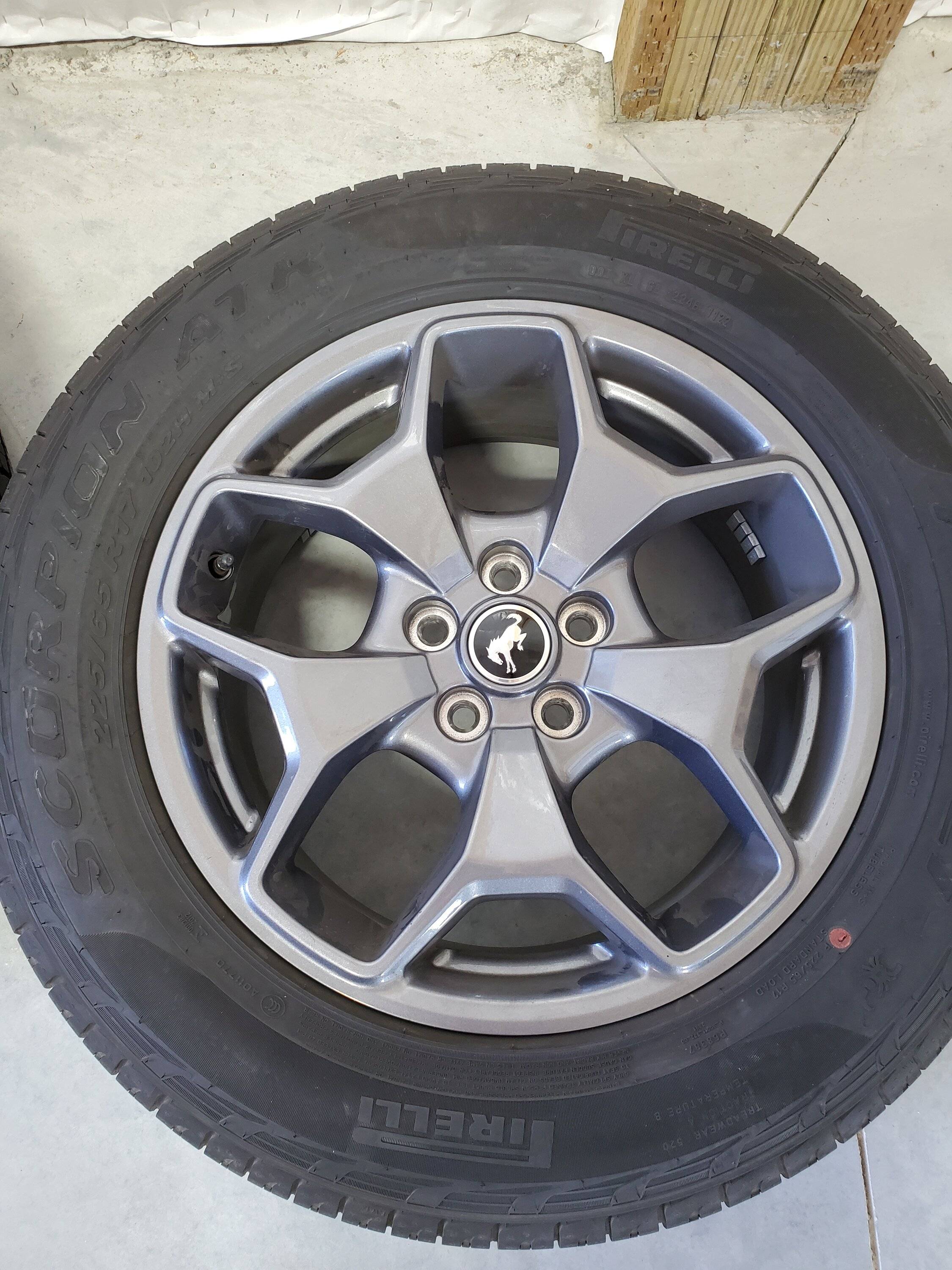 Ford Bronco Sport New Badlands Wheels & Tires 20221030_122942