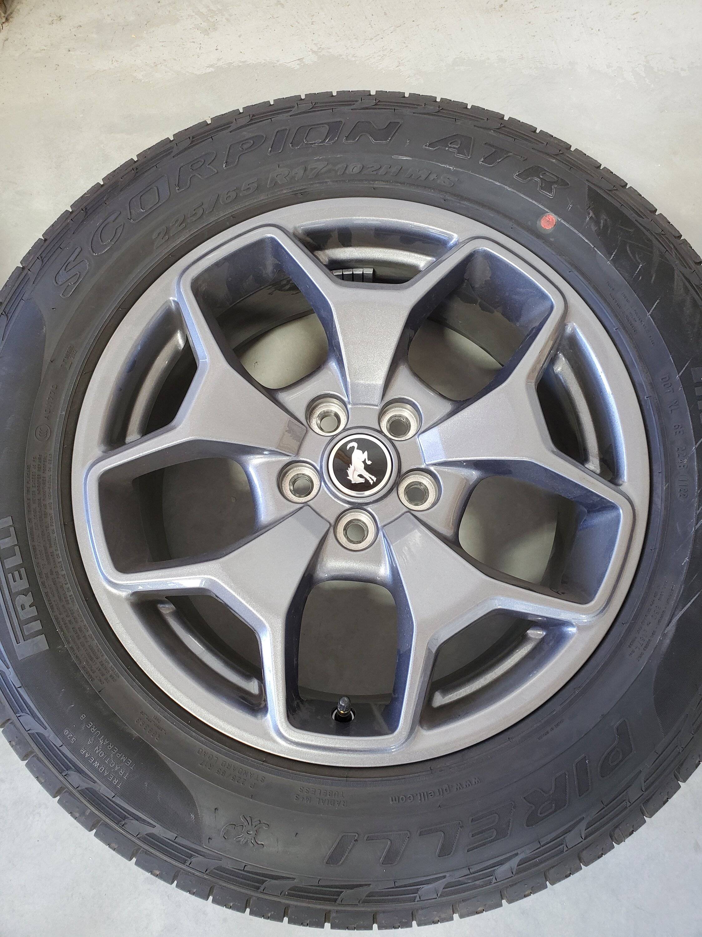 Ford Bronco Sport New Badlands Wheels & Tires 20221030_122947