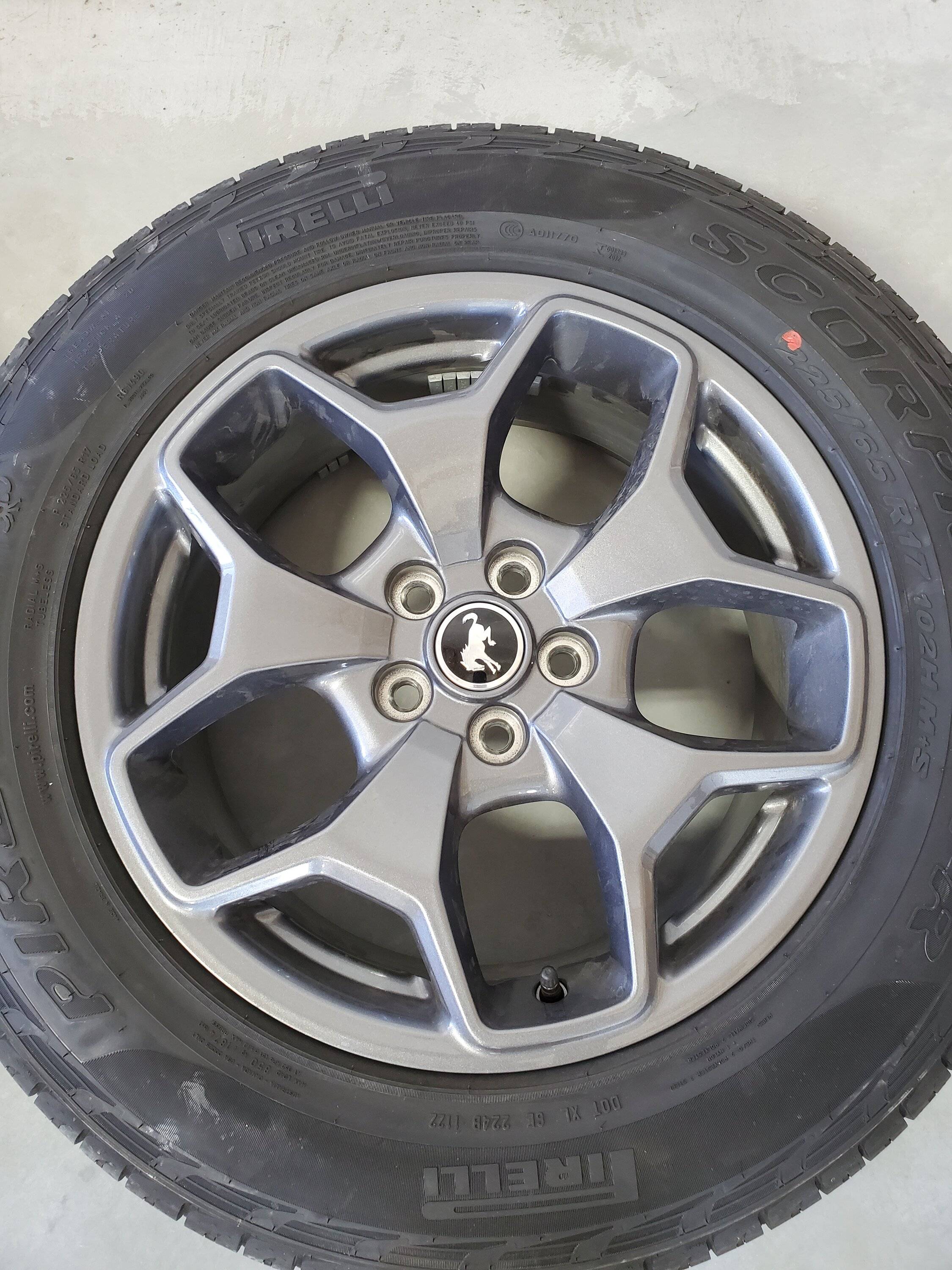 Ford Bronco Sport New Badlands Wheels & Tires 20221030_122952