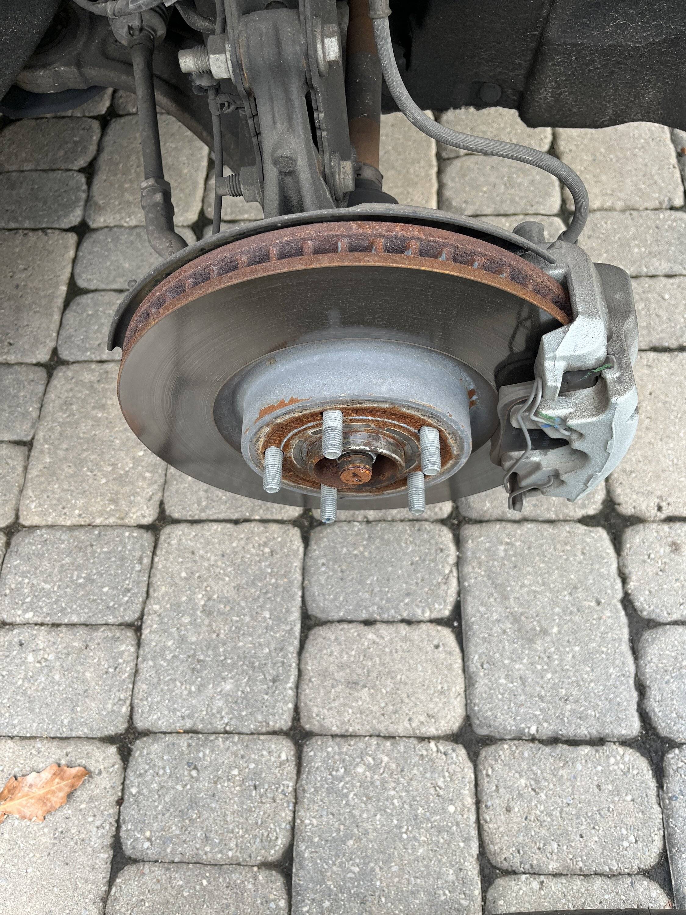 Ford Bronco Sport Wheel Bearing Dust Caps IMG_2505.JPG