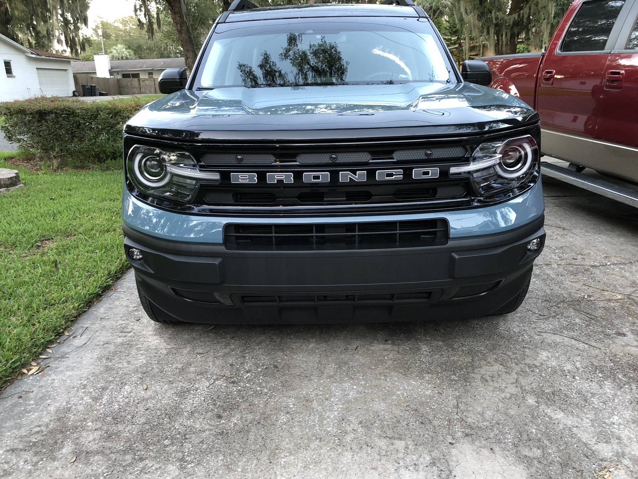 Ford Bronco Sport Raptor grill accent lights 20C03372-501A-4162-8379-C77A420033F7