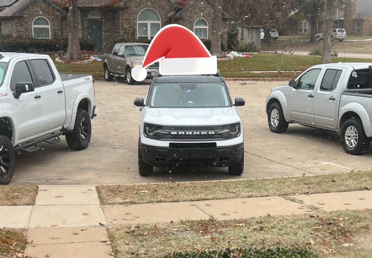 Ford Bronco Sport Happy Holidays! IMG_7085.JPG