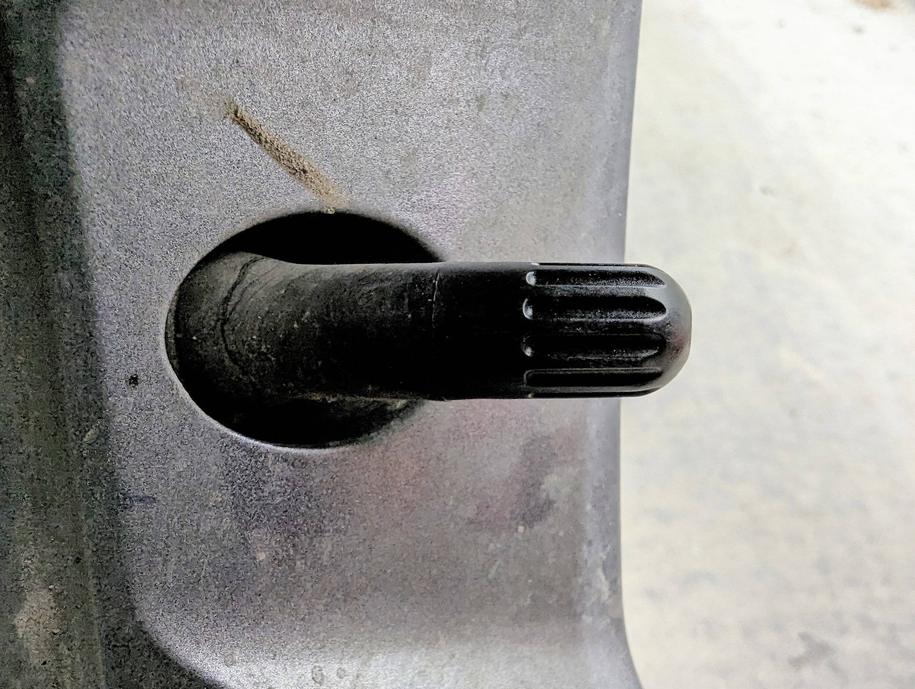 Ford Bronco Sport OEM Replacement Valve Stem Caps PXL_20230109_144929601~2