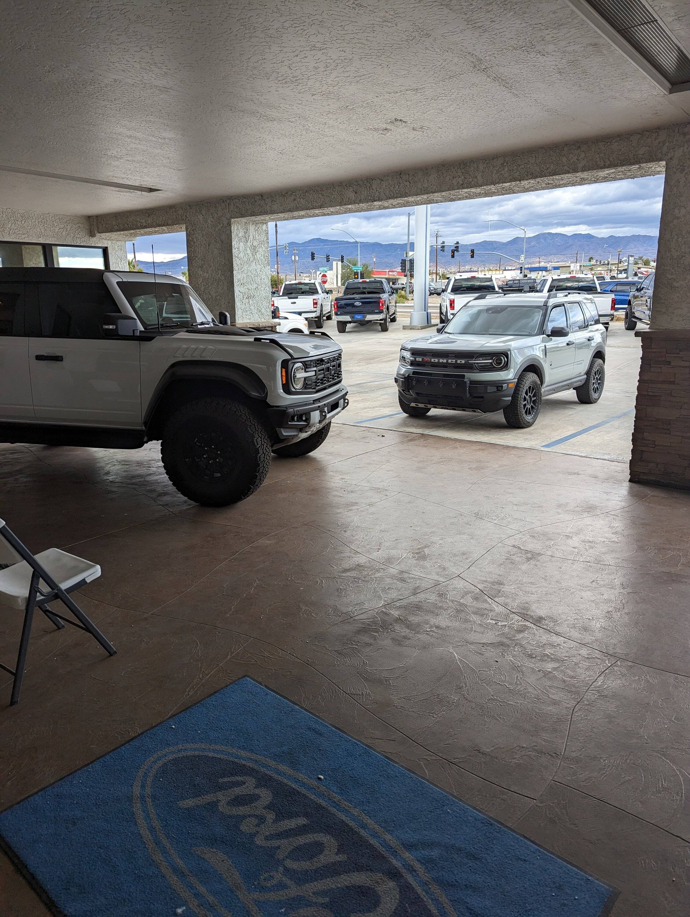 Ford Bronco Sport So tiny next to raptor PXL_20230117_214230315