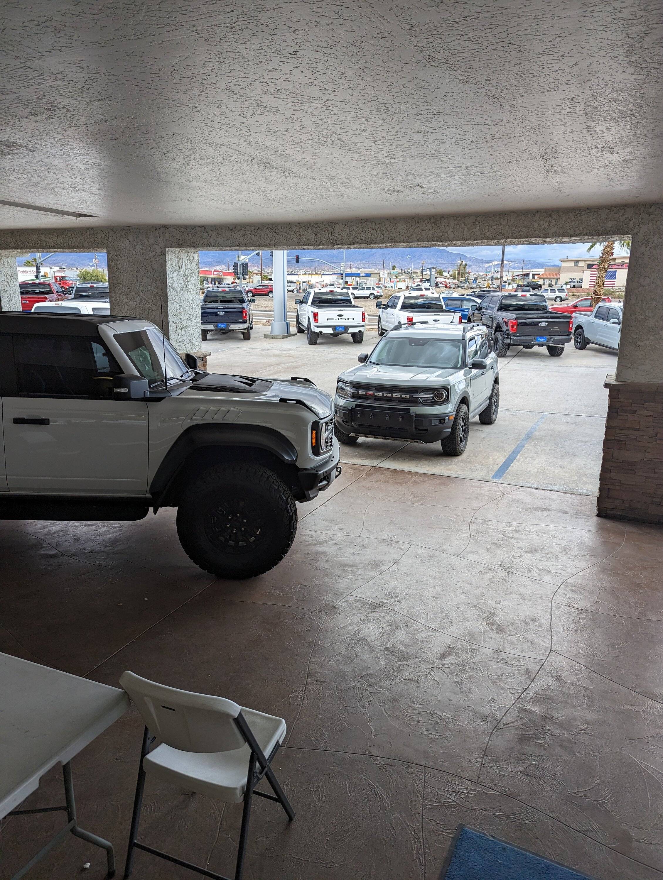 Ford Bronco Sport So tiny next to raptor PXL_20230117_214244305