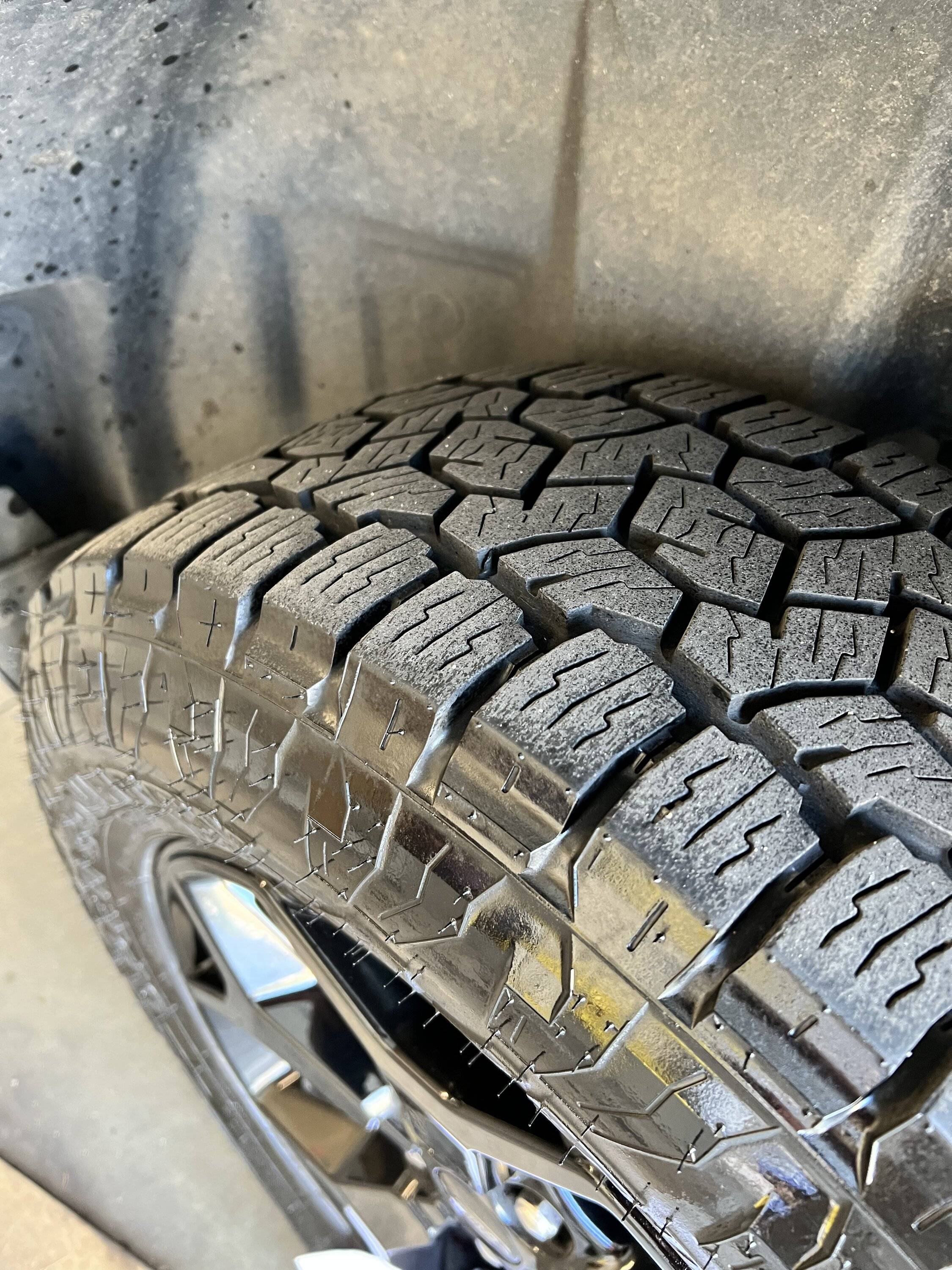 Ford Bronco Sport FS: Maverick FX4/BS wheels w/ 235/65/17 Toyo OC. $700 OBO 736FCF59-B2FE-4387-A182-5D8B3D064BA7