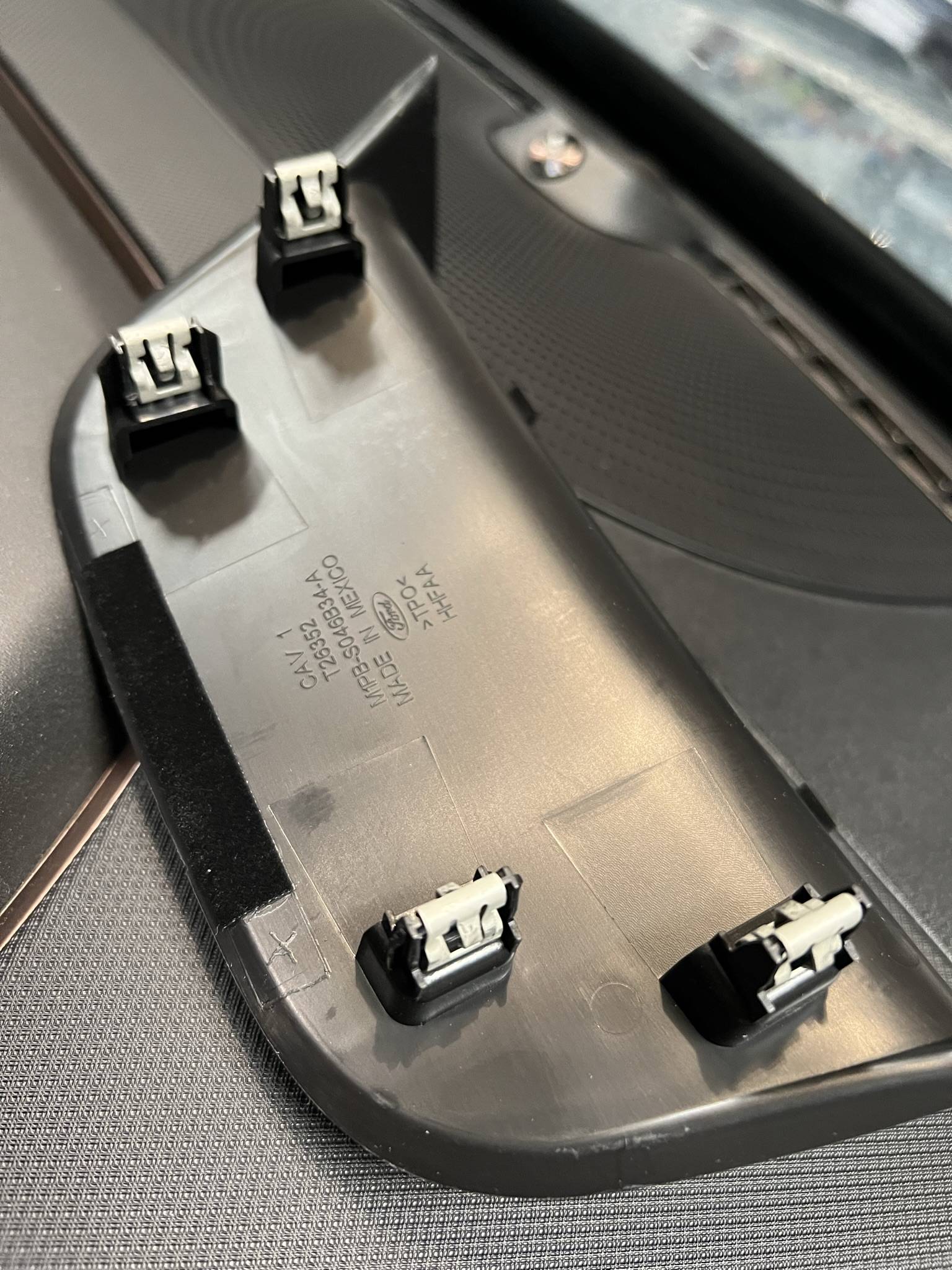 Ford Bronco Sport Integrated Pivot Ball Phone Mount IMG_4731.JPEG