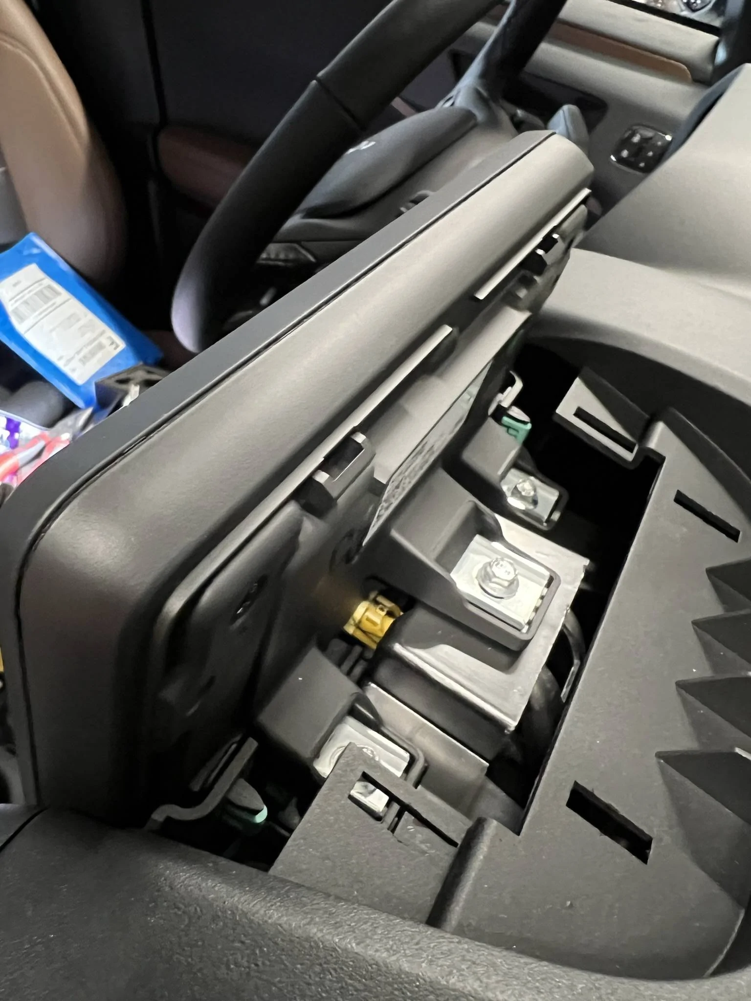 Ford Bronco Sport Integrated Pivot Ball Phone Mount IMG_4746