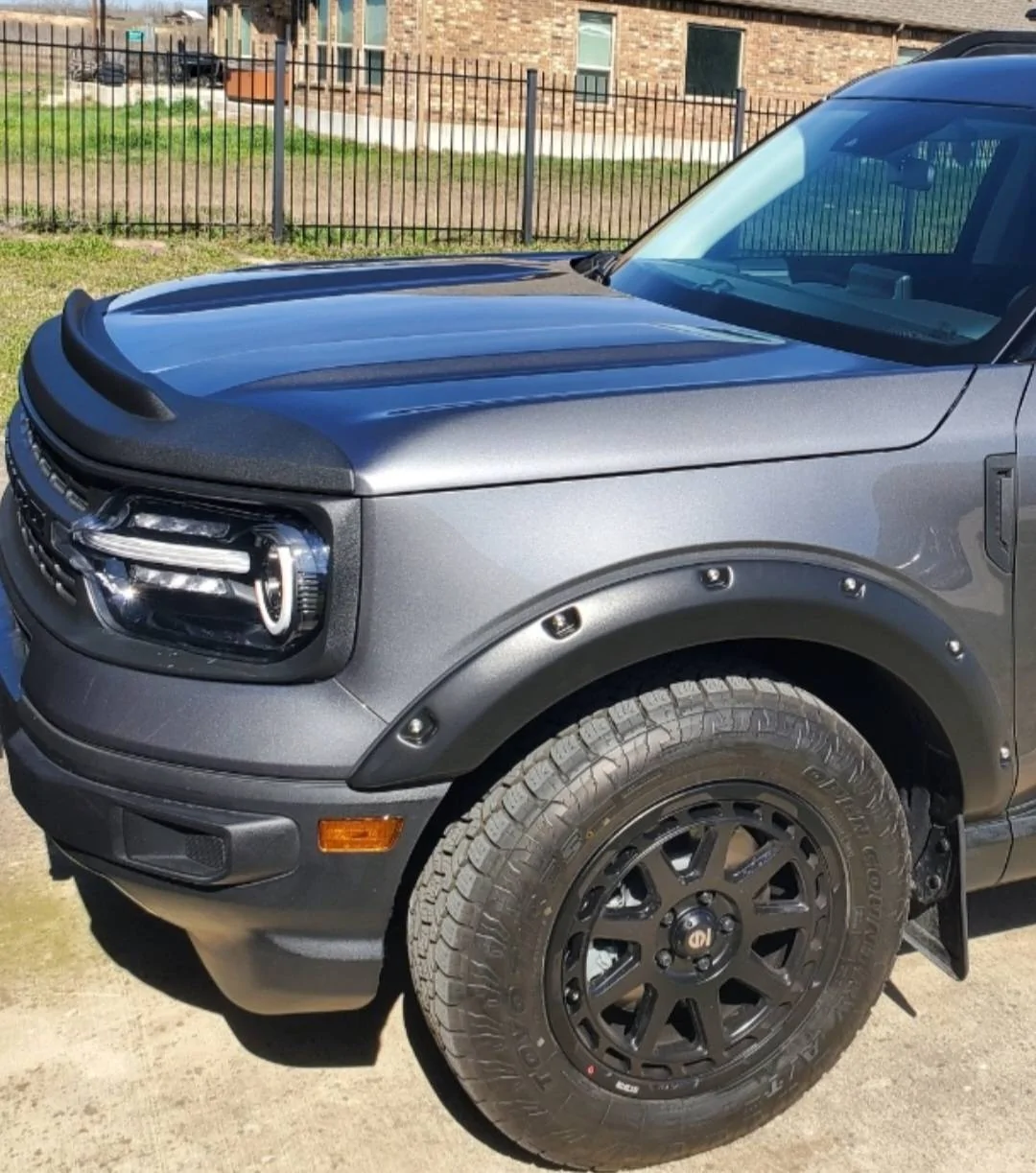 Ford Bronco Sport Bushwacker flares and hood deflector installed today. Screenshot_20230222-174419_Gallery