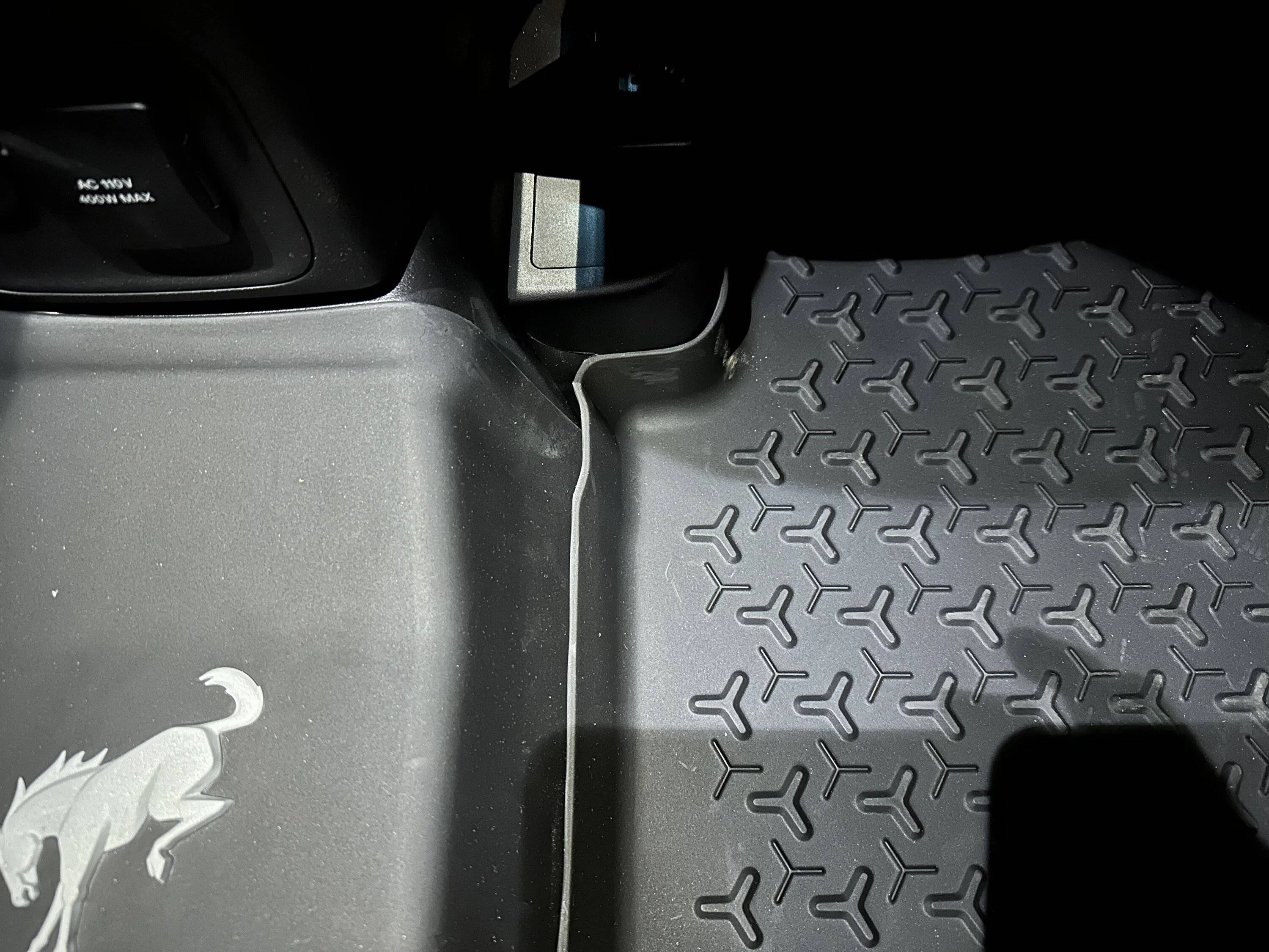 Ford Bronco Sport Hack to connect the two piece Back OEM Rubber Mats for the Sport using Chicago Screws. 8C40D1B2-3F78-4747-86E9-7E88D10D26E9