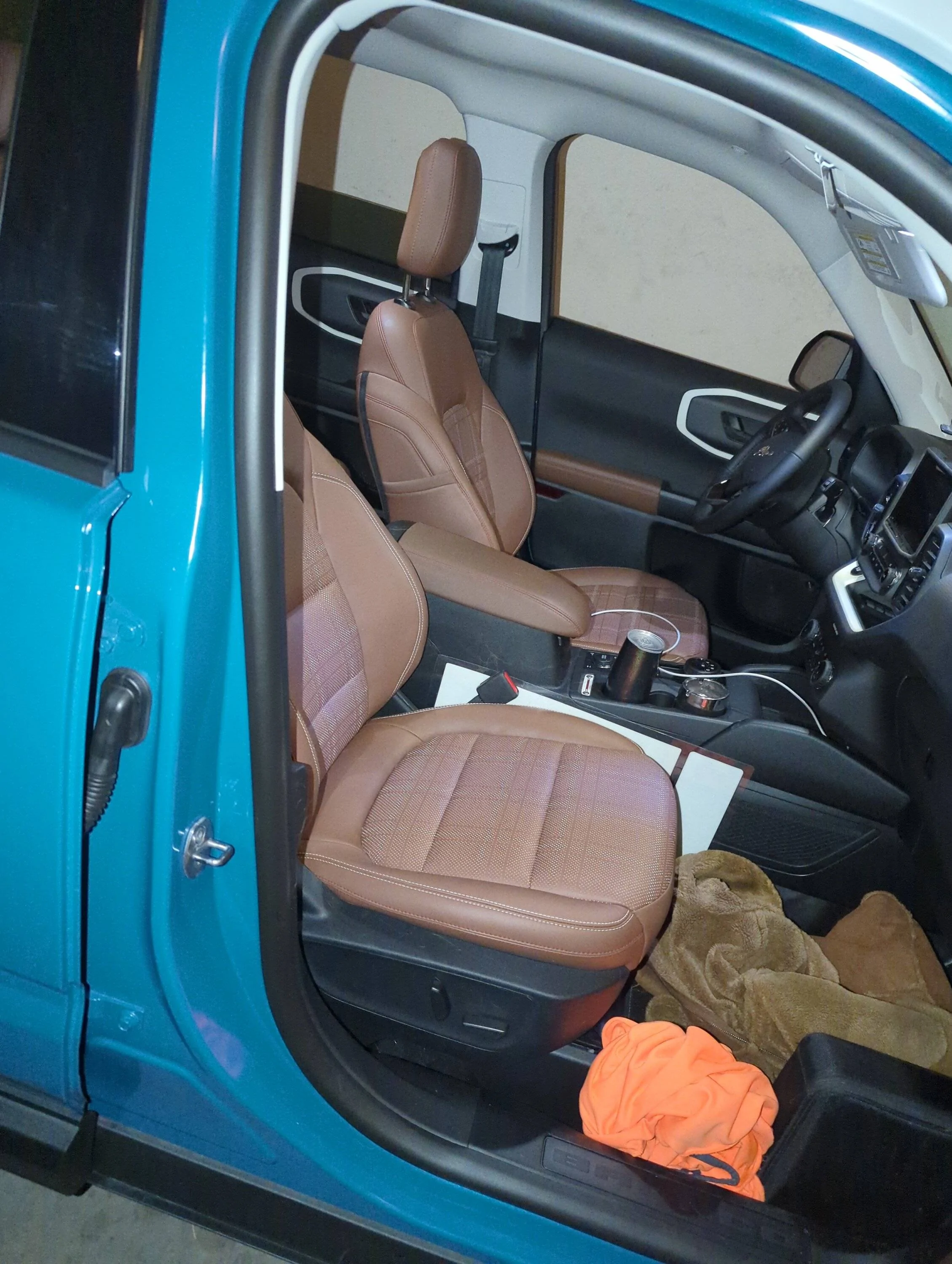 Ford Bronco Sport Badlands vs. Heritage Limited for oversand (ground clearance? water fording?) 16802914705031936967496024478788