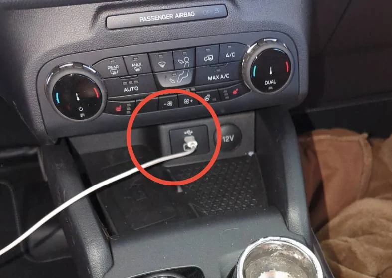 Ford Bronco Sport Badlands vs. Heritage Limited for oversand (ground clearance? water fording?) 1680304618037