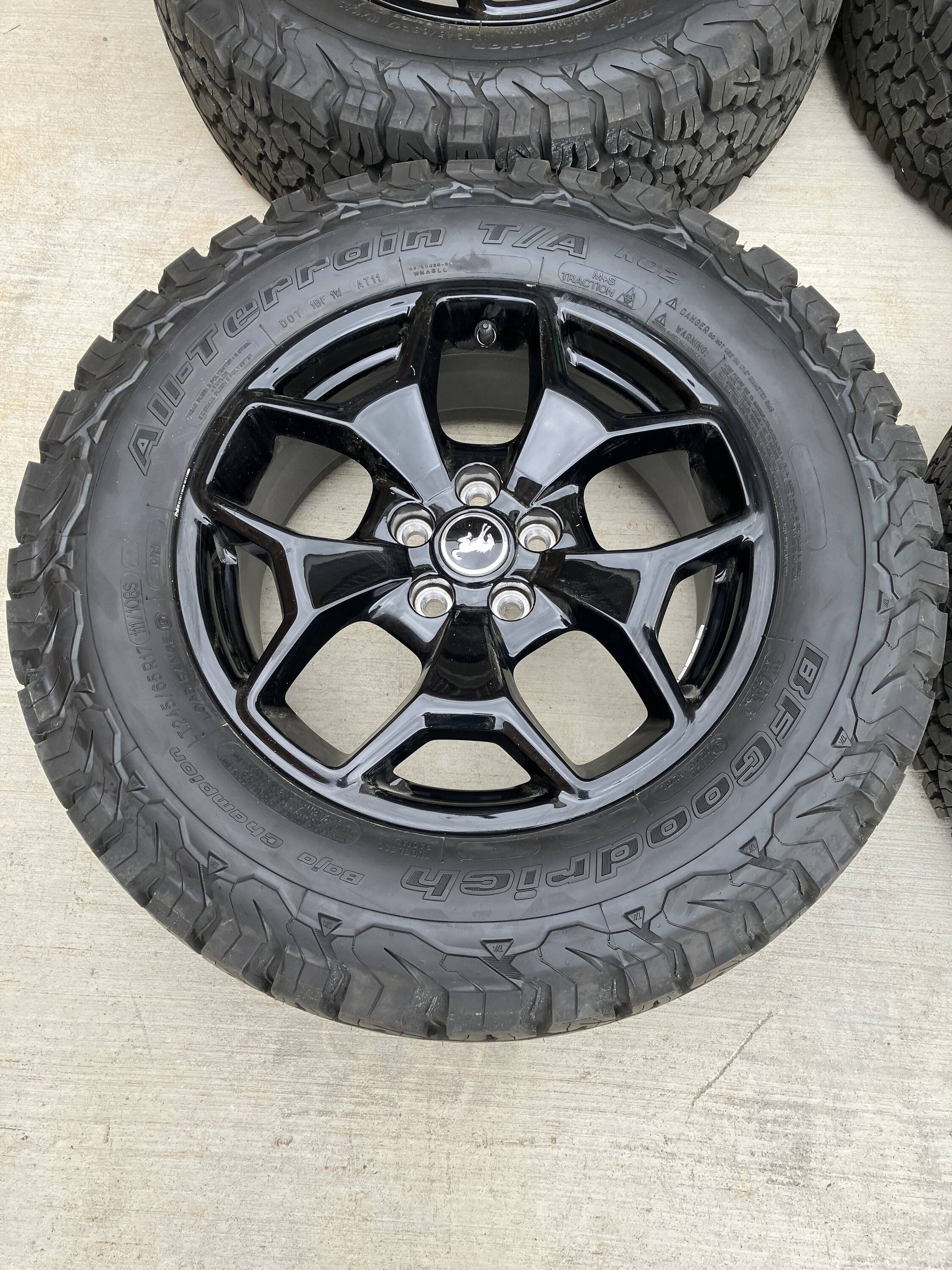 Ford Bronco Sport Ford Bronco sport first edition black wheels with bfg k02 245/65/r17 tpms sensors 1700 obo IMG_1652[2].JPG