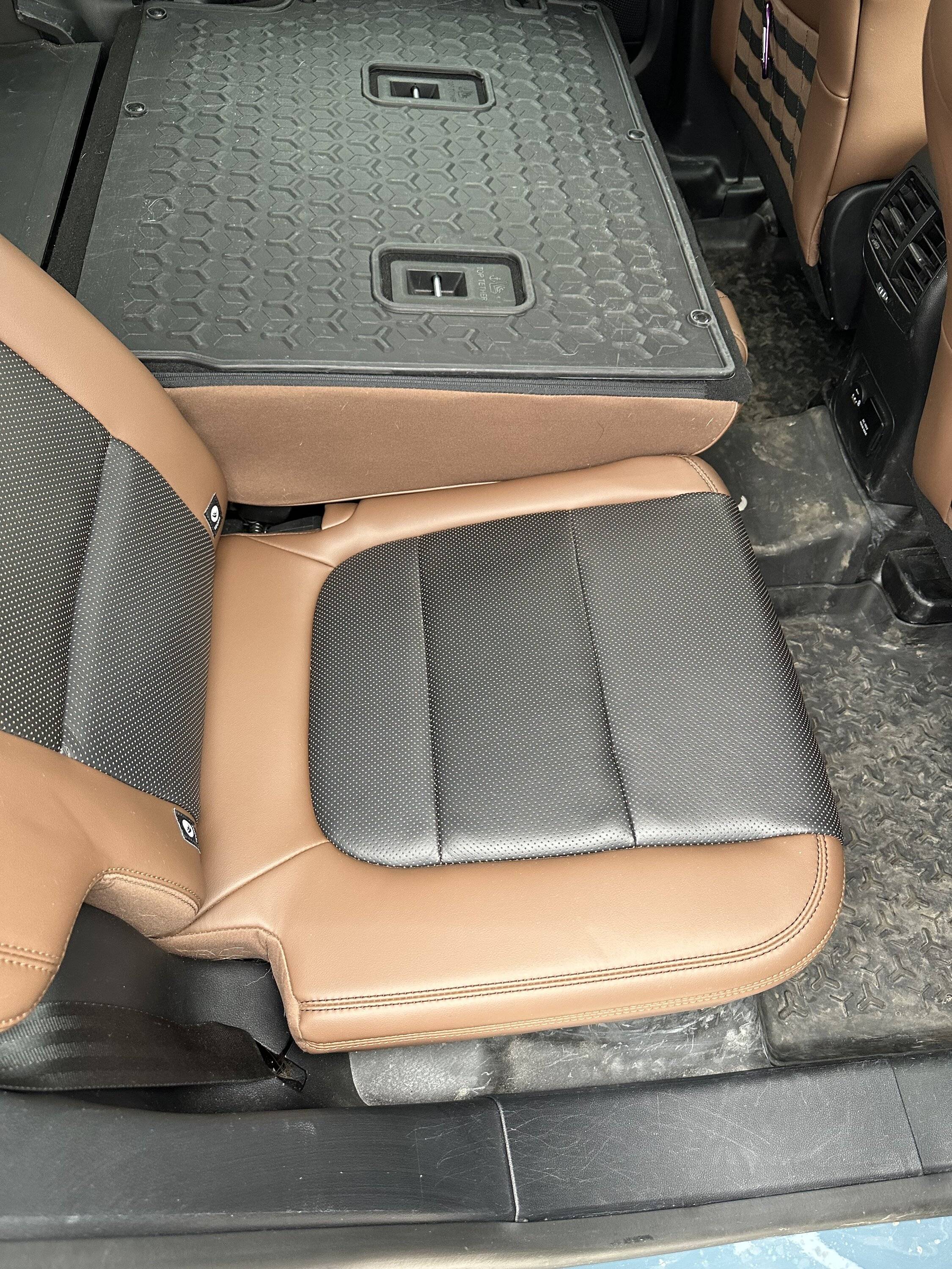 Ford Bronco Sport Remove Rear Bench Seat From Bronco Sport - How-To IMG_9064