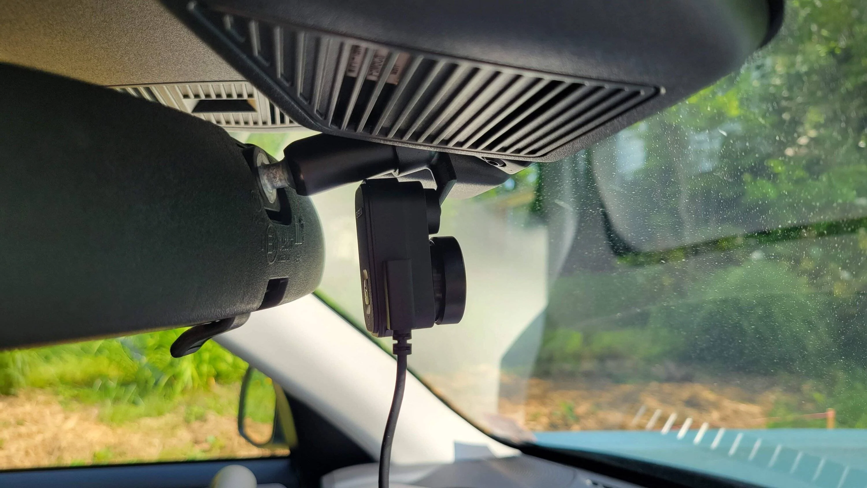 Ford Bronco Sport Non-adhesive mount for Garmin Dash Cam Mini 2 20230518_102508