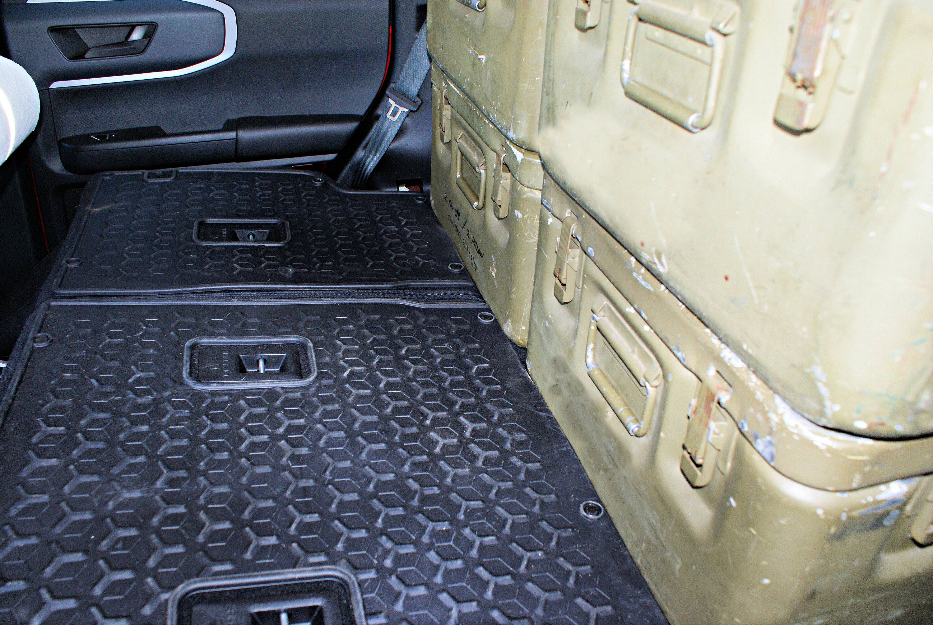 Ford Bronco Sport MASH medical containers fit perfectly. DSC01420pm