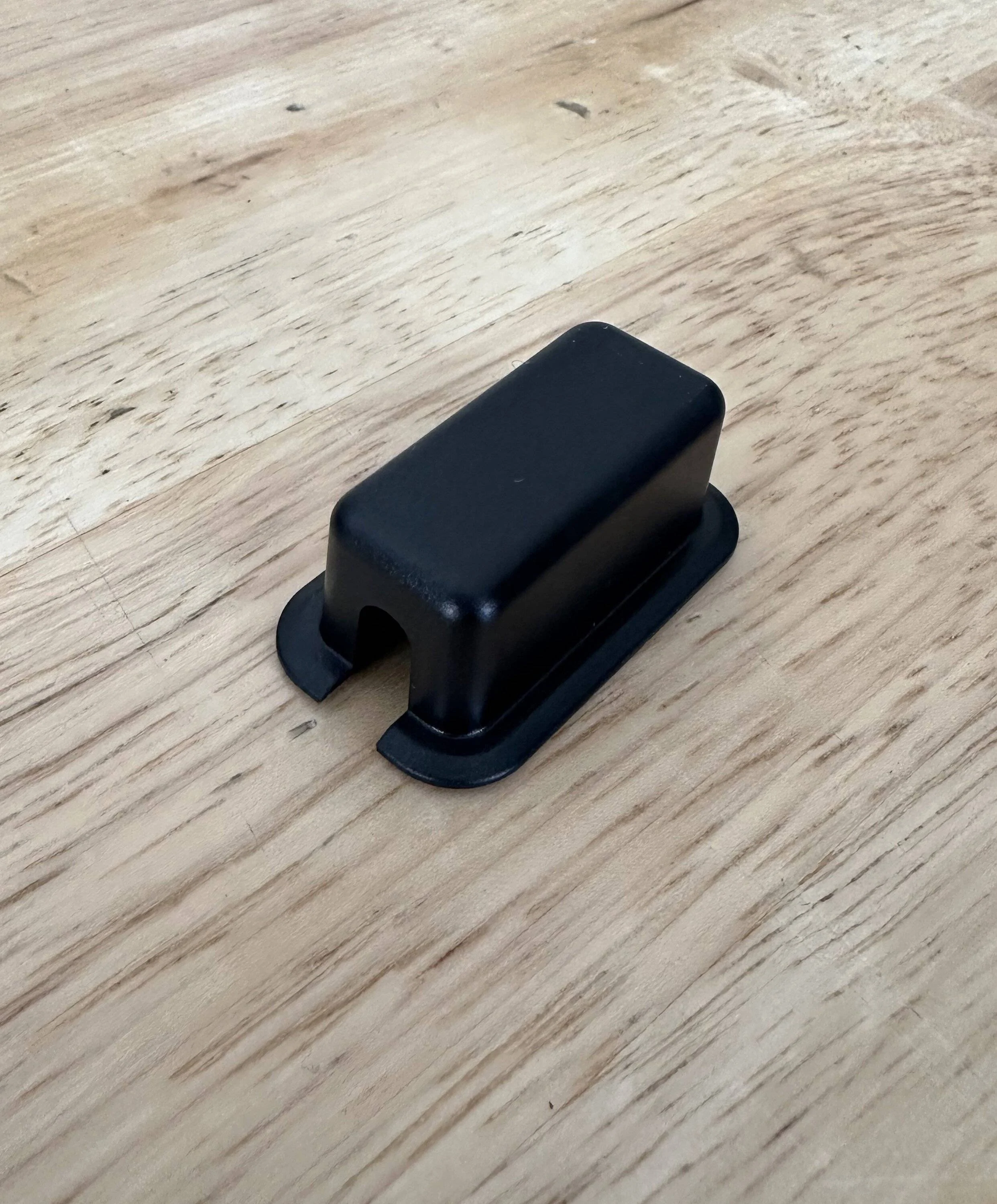 Ford Bronco Sport COVER FOR REAR WINDOW WIRING 4