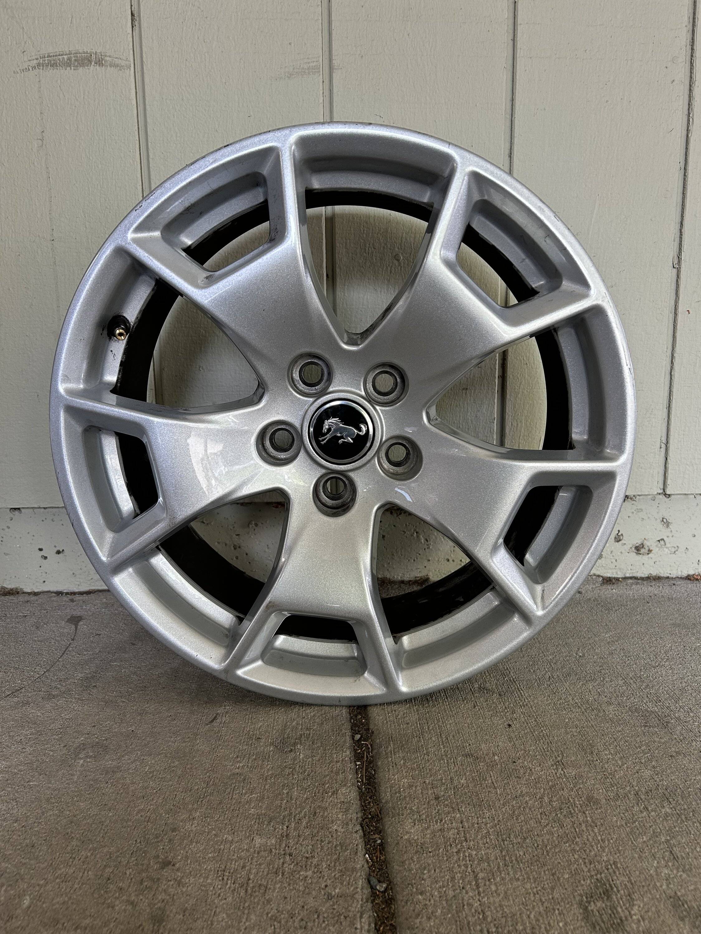 Ford Bronco Sport 225/65/R17 Continental ProContact Tires ~80% thread life and 17" OEM Bronco Sport Wheels -- $300 OBO or $75 per set IMG-1542
