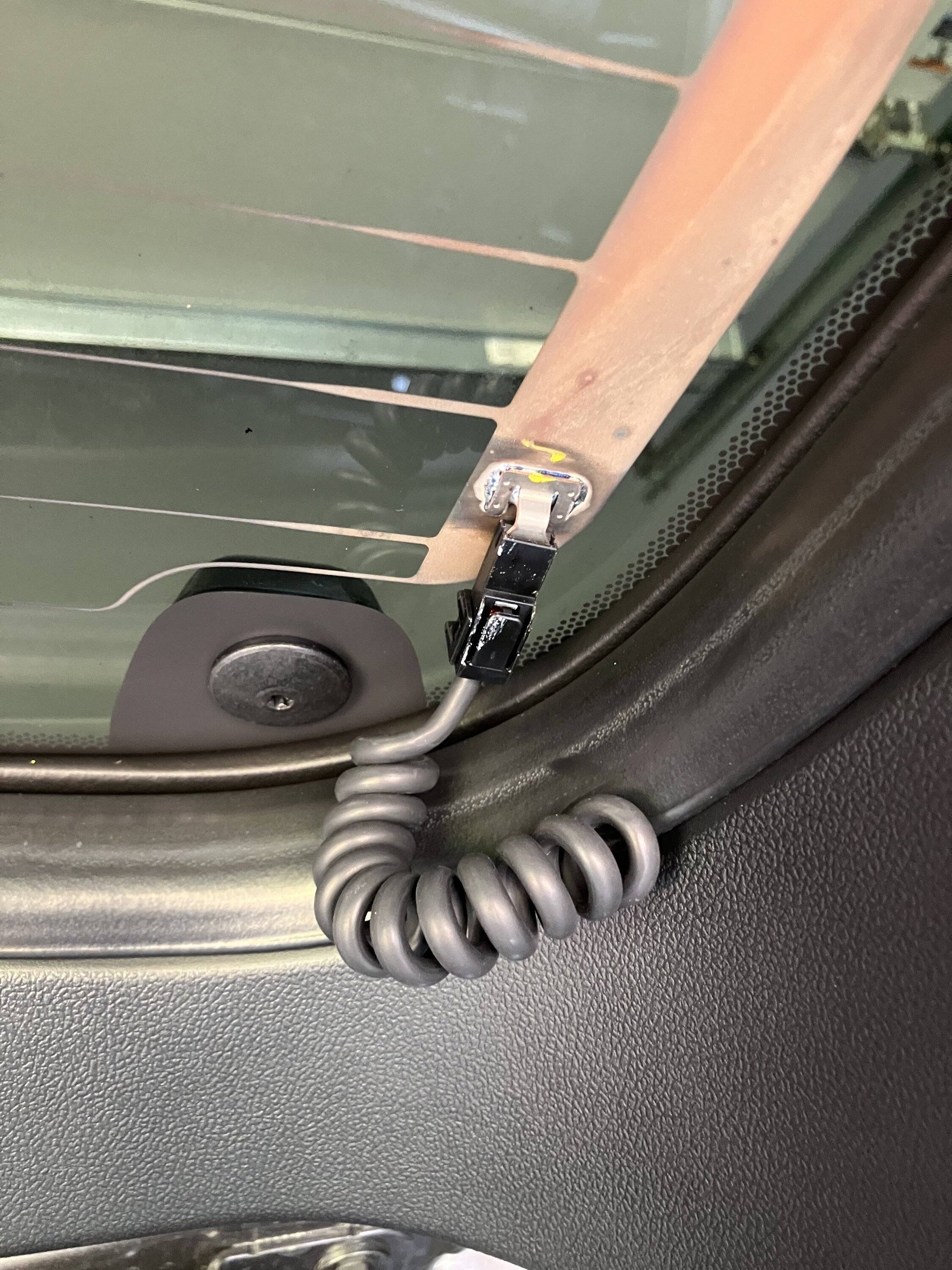 Ford Bronco Sport COVER FOR REAR WINDOW WIRING IMG_2699