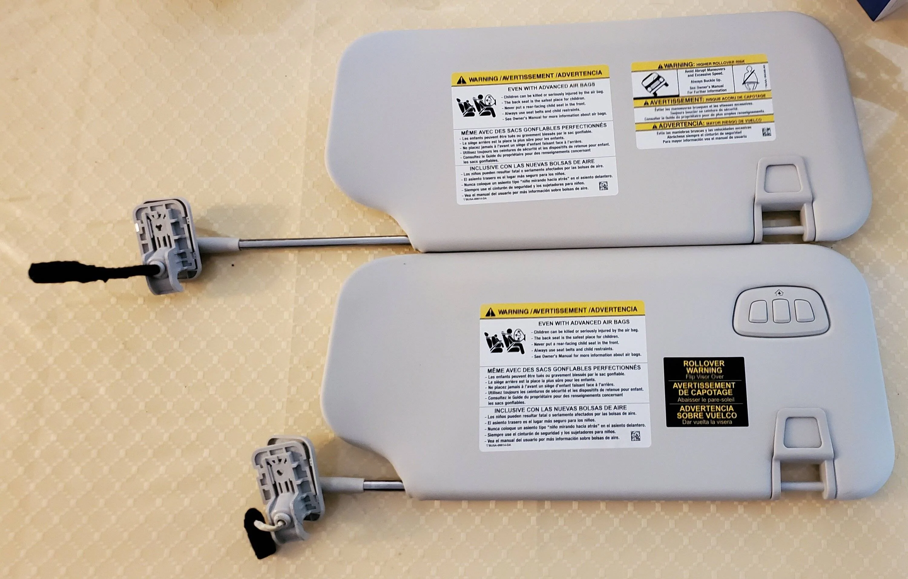 Ford Bronco Sport Garage door opener & sun visor from 2021 Escape Titanium : INSTALLED and CONFIRMED WORKING! 20230627_172939