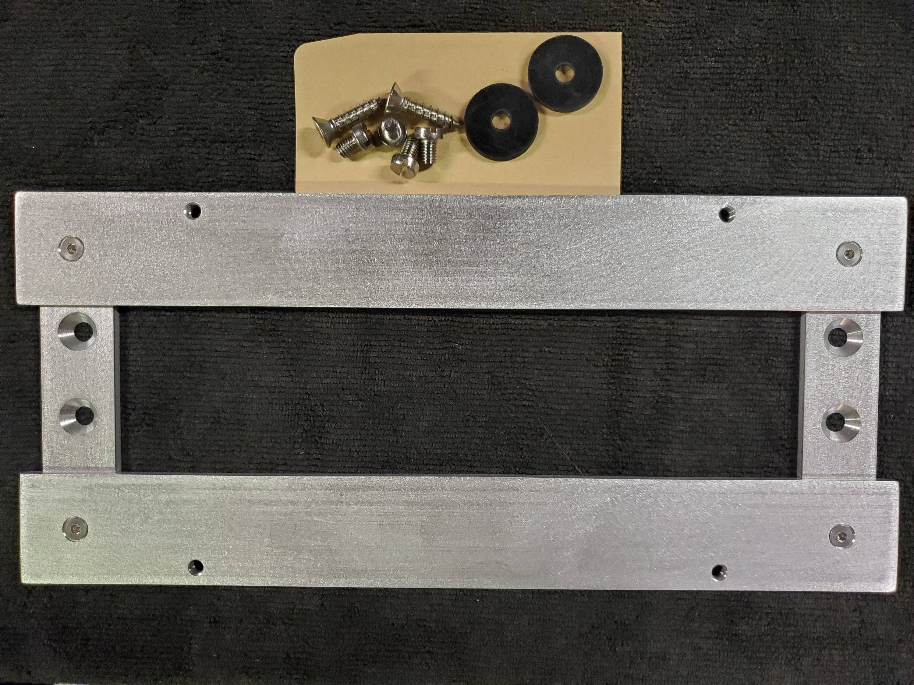 Ford Bronco Sport How many fasteners hold the front and rear license plates? 20230622_235803