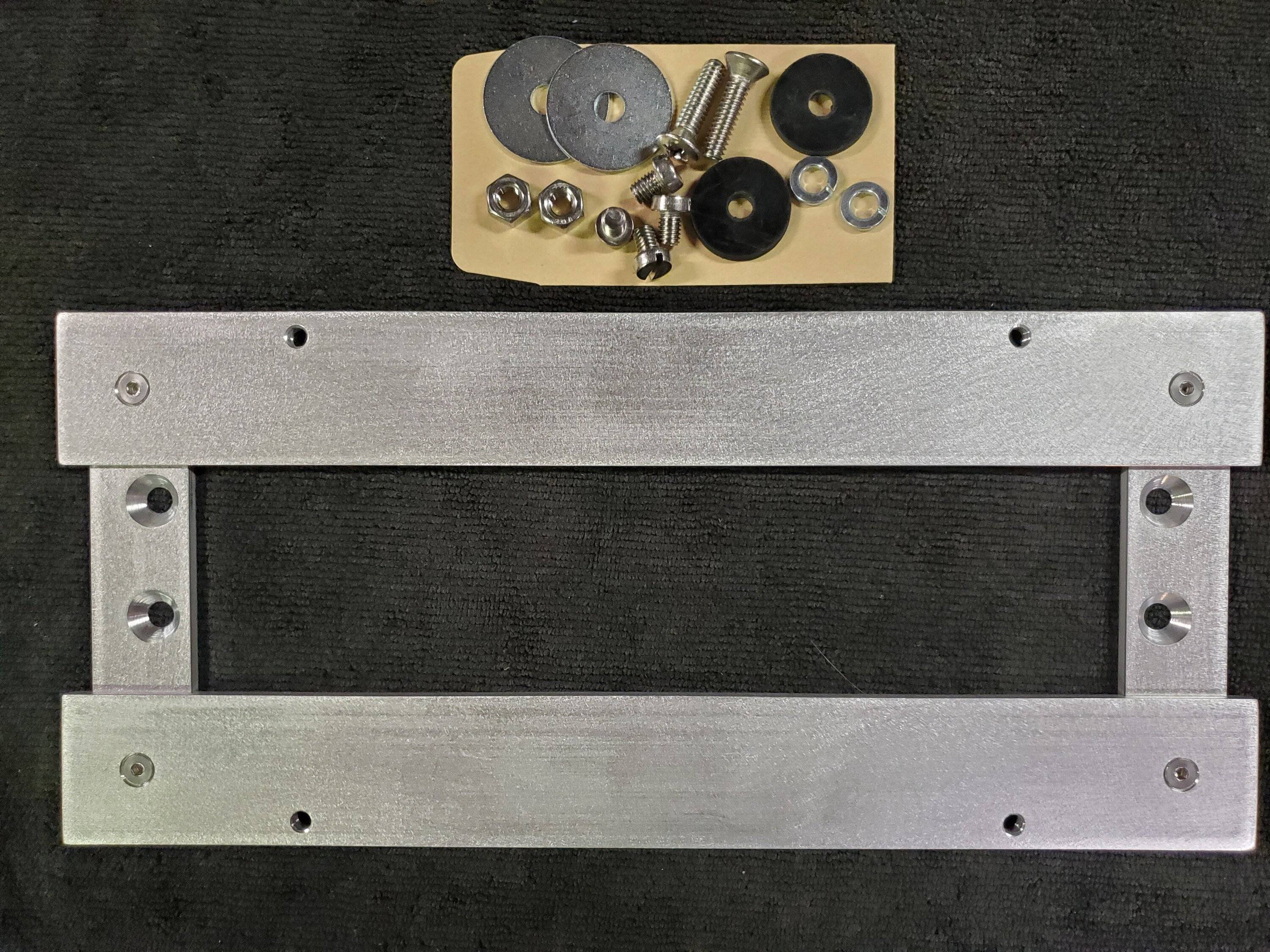 Ford Bronco Sport How many fasteners hold the front and rear license plates? 20230623_000201