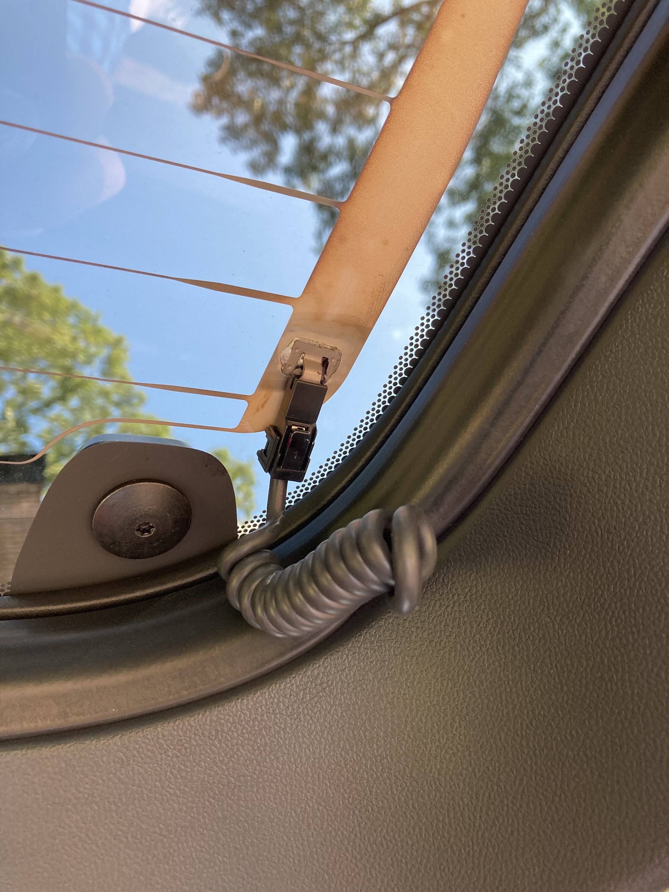 Ford Bronco Sport COVER FOR REAR WINDOW WIRING IMG_3354